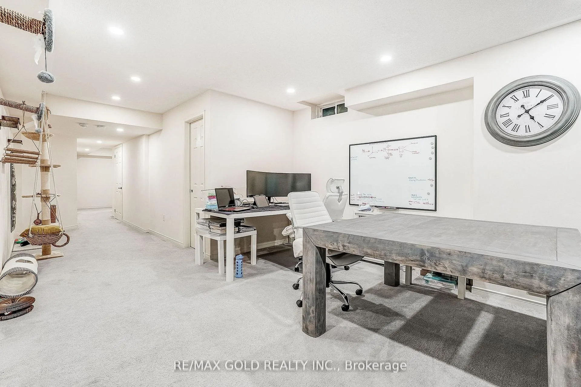 Photo 41 of 552 Bessborough Drive, Milton, Harrison — HOMEH