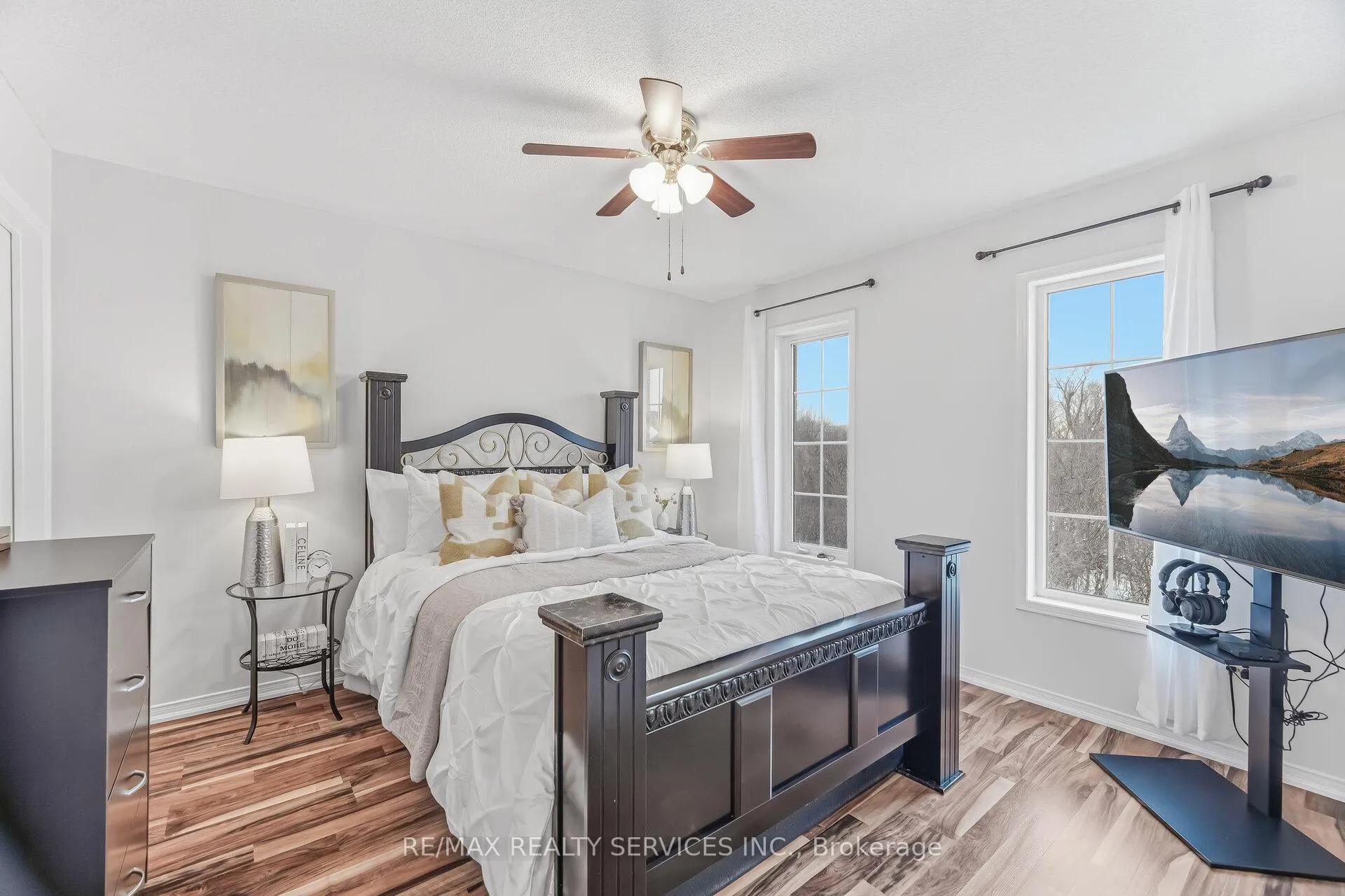 Photo 19 of 138 Parktree Drive, Vaughan, Maple — HOMEH