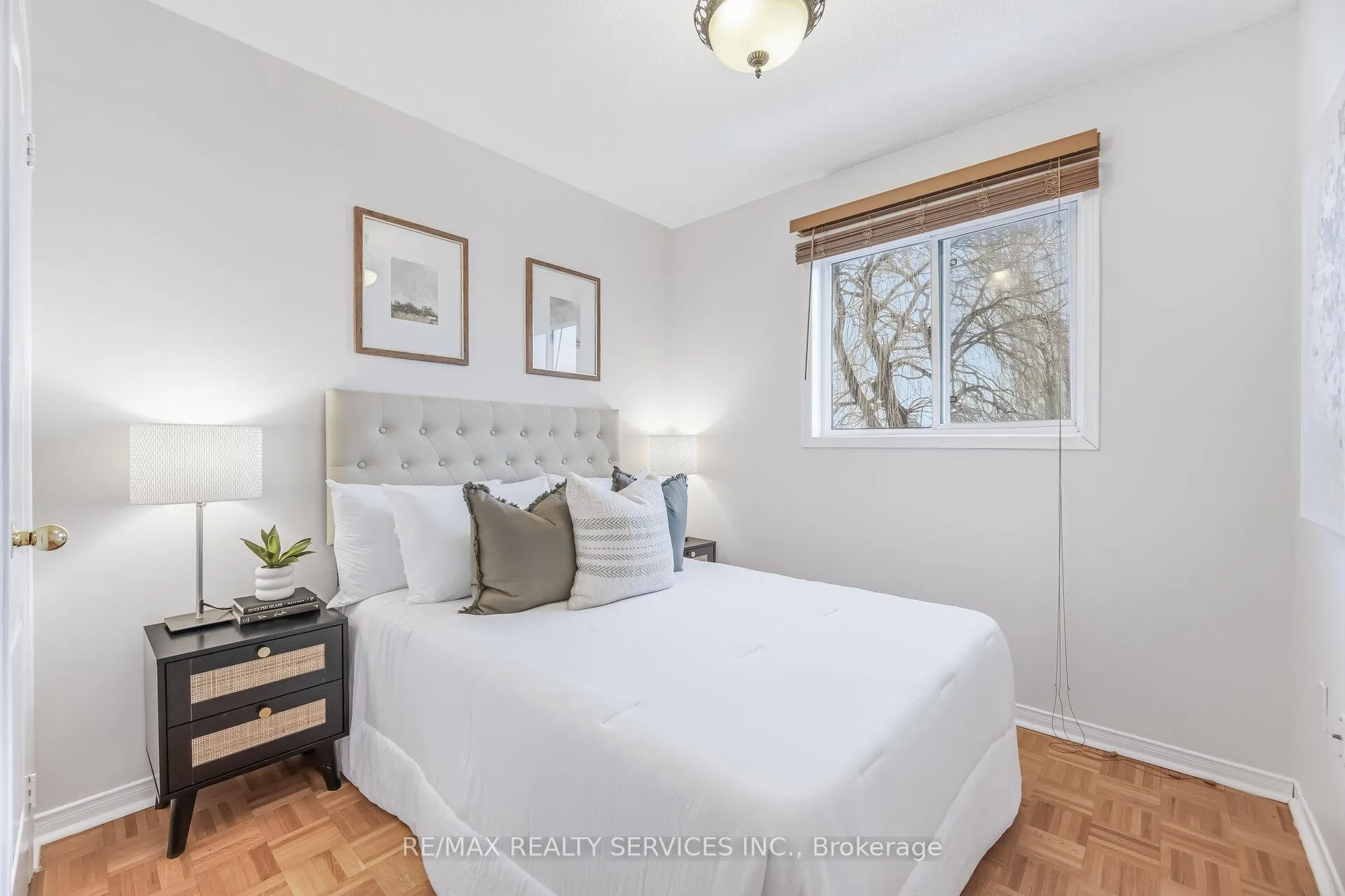 Photo 25 of 138 Parktree Drive, Vaughan, Maple — HOMEH