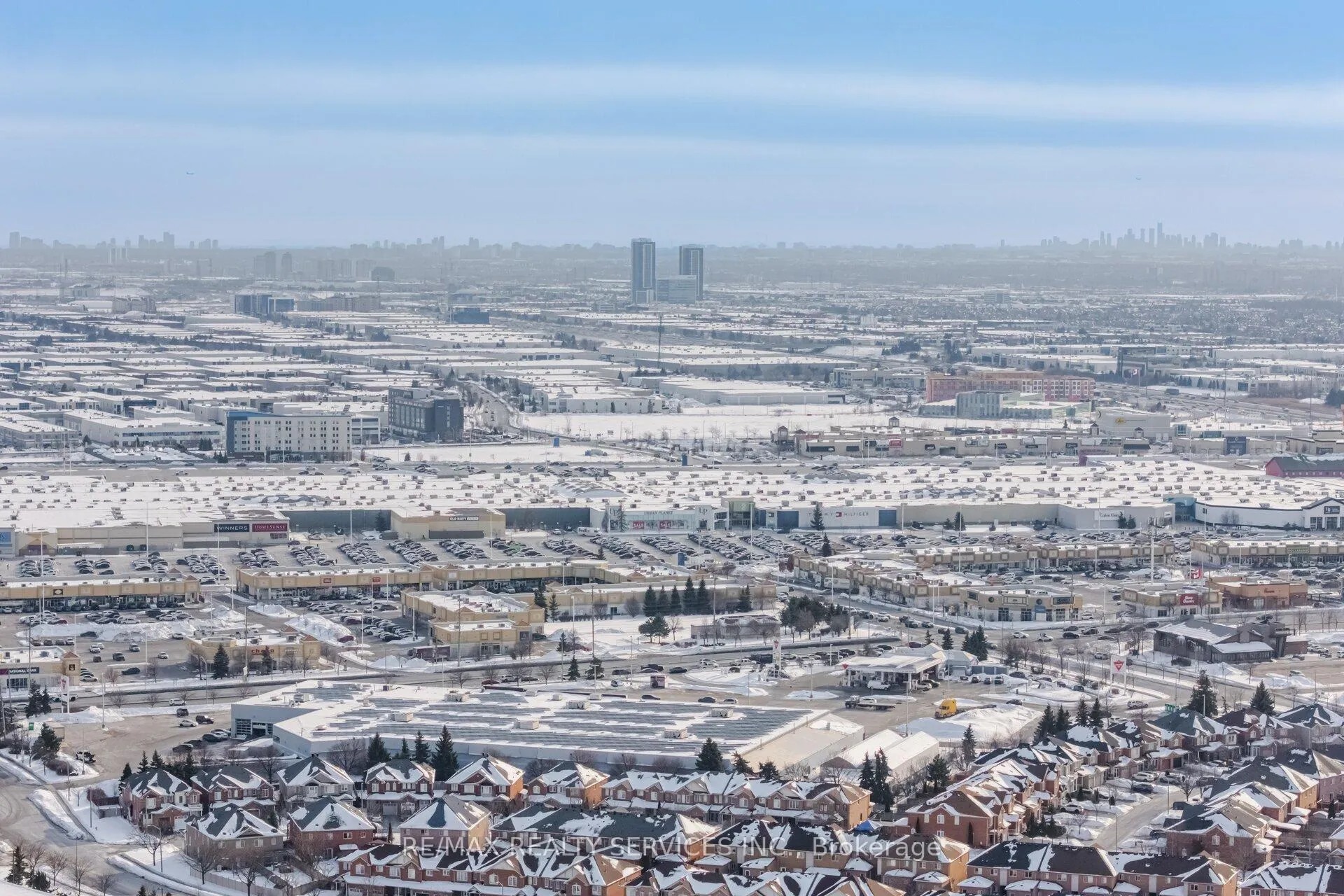 Photo 45 of 138 Parktree Drive, Vaughan, Maple — HOMEH