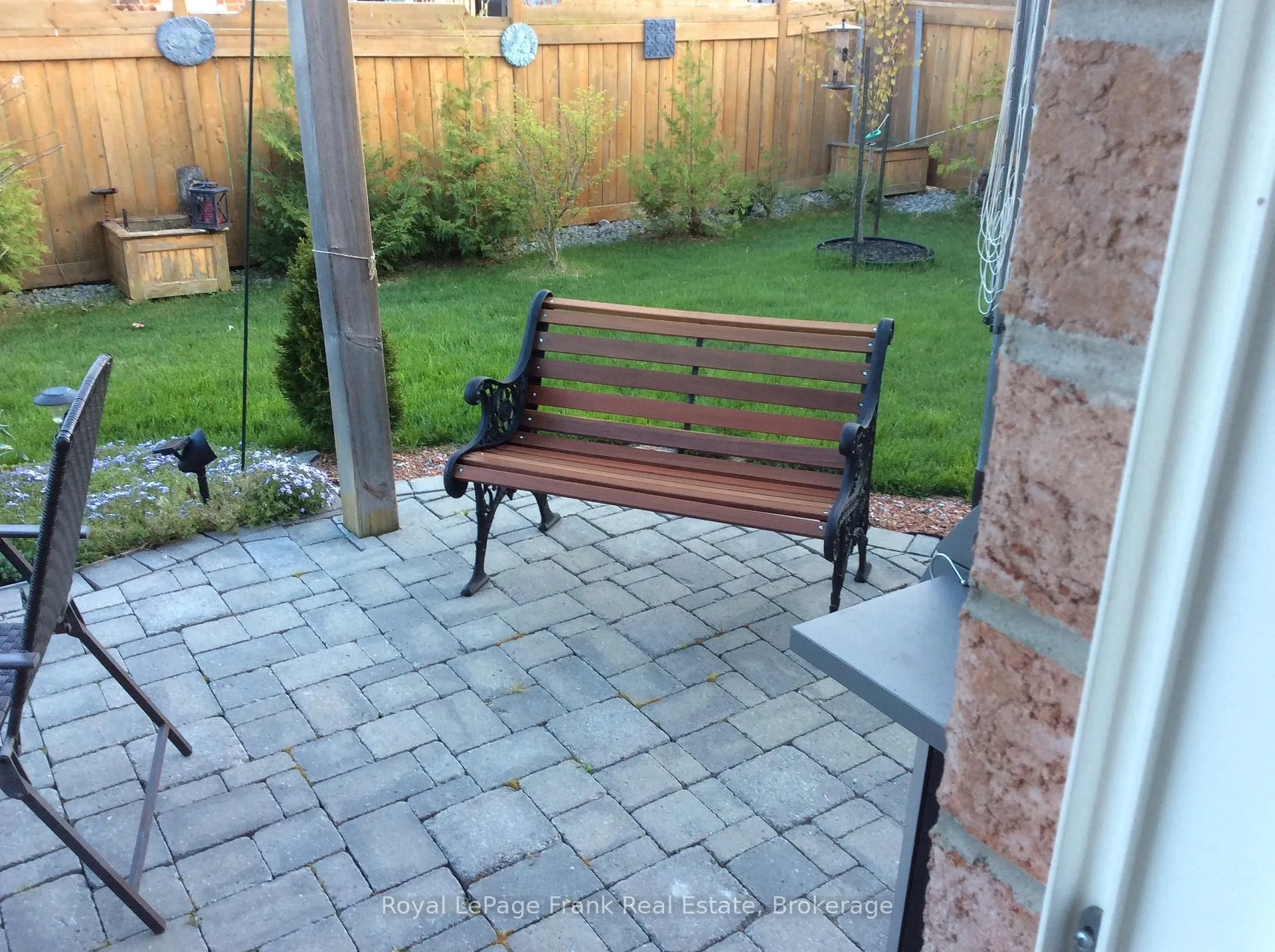 Photo 38 of 25 Apple Tree Crescent, Uxbridge — HOMEH