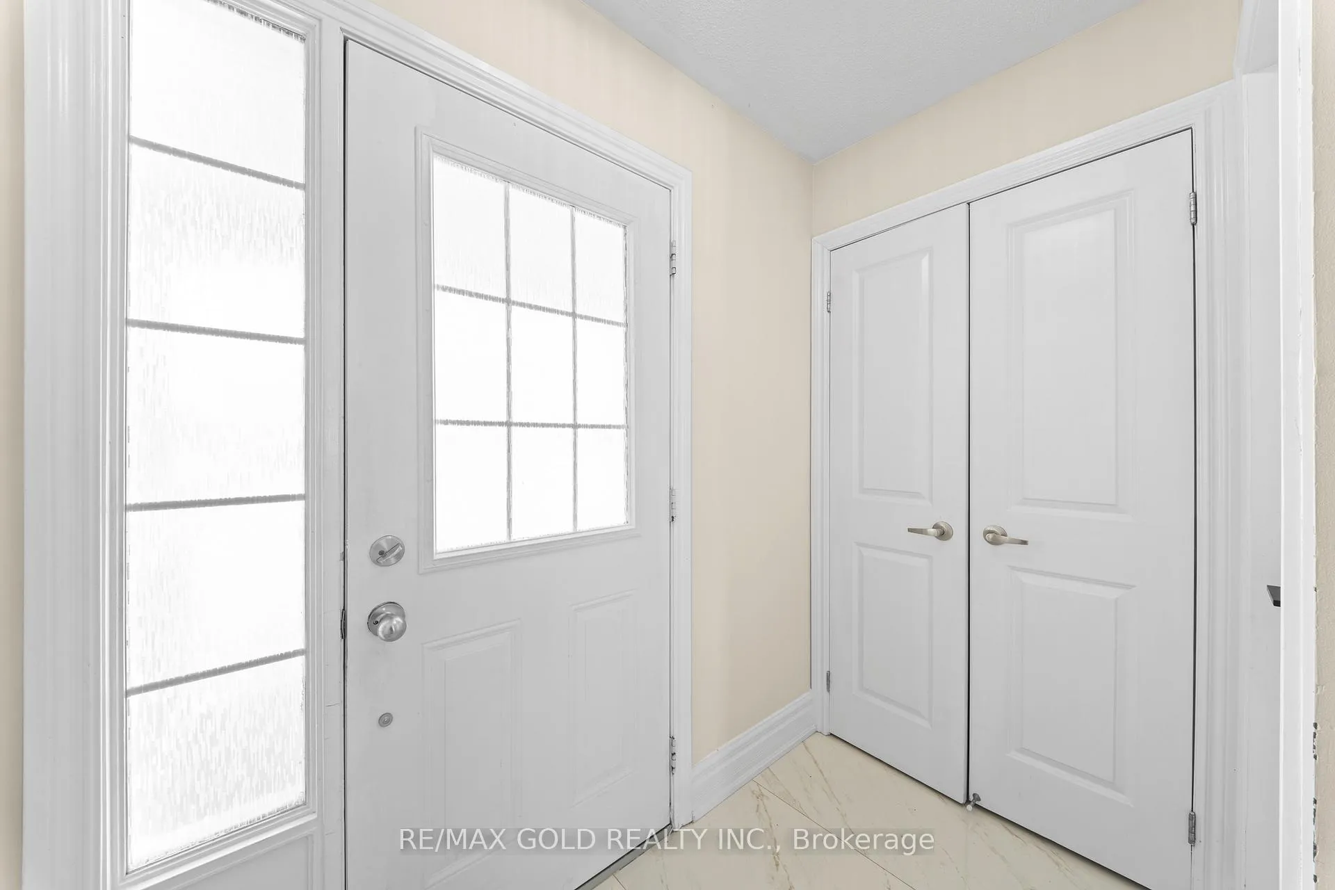 Photo 12 of 69 Todd Crescent, Southgate — HOMEH