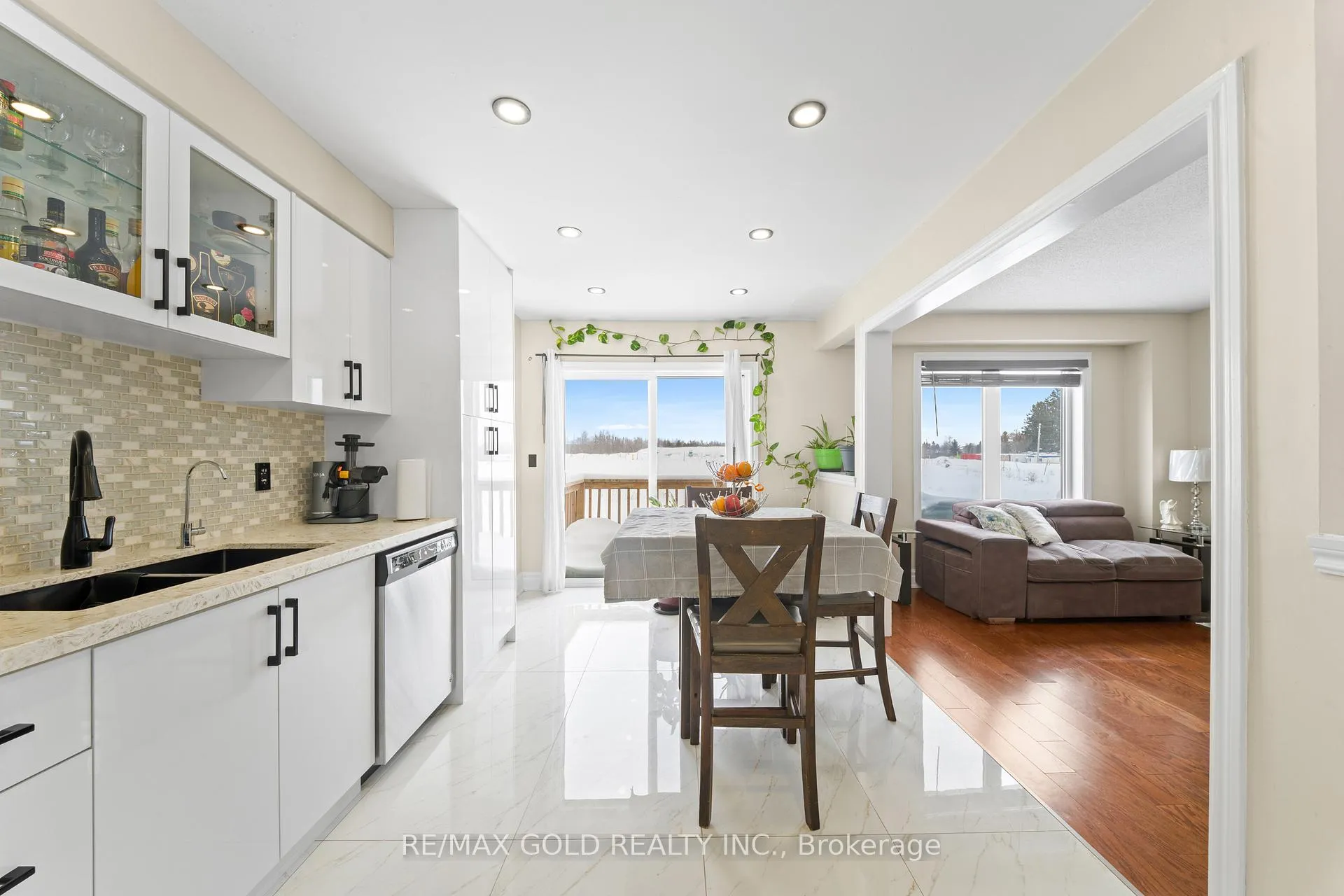 Photo 16 of 69 Todd Crescent, Southgate — HOMEH
