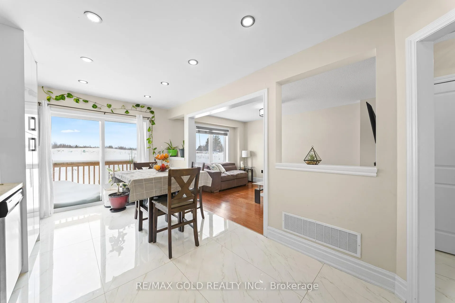 Photo 18 of 69 Todd Crescent, Southgate — HOMEH