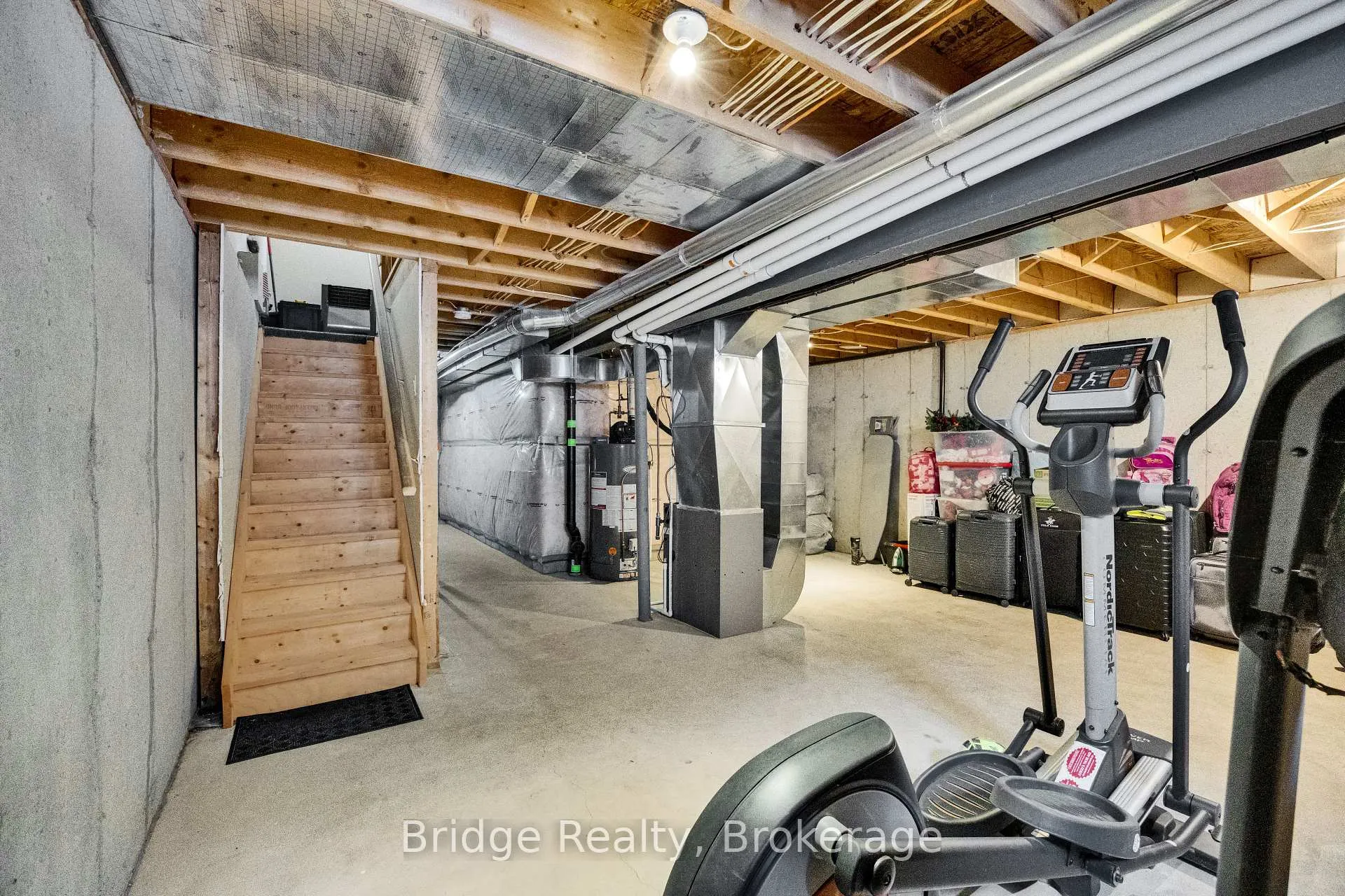 Photo 31 of Unit 10, 1016 Oakcrossing Gate, London, North M — HOMEH