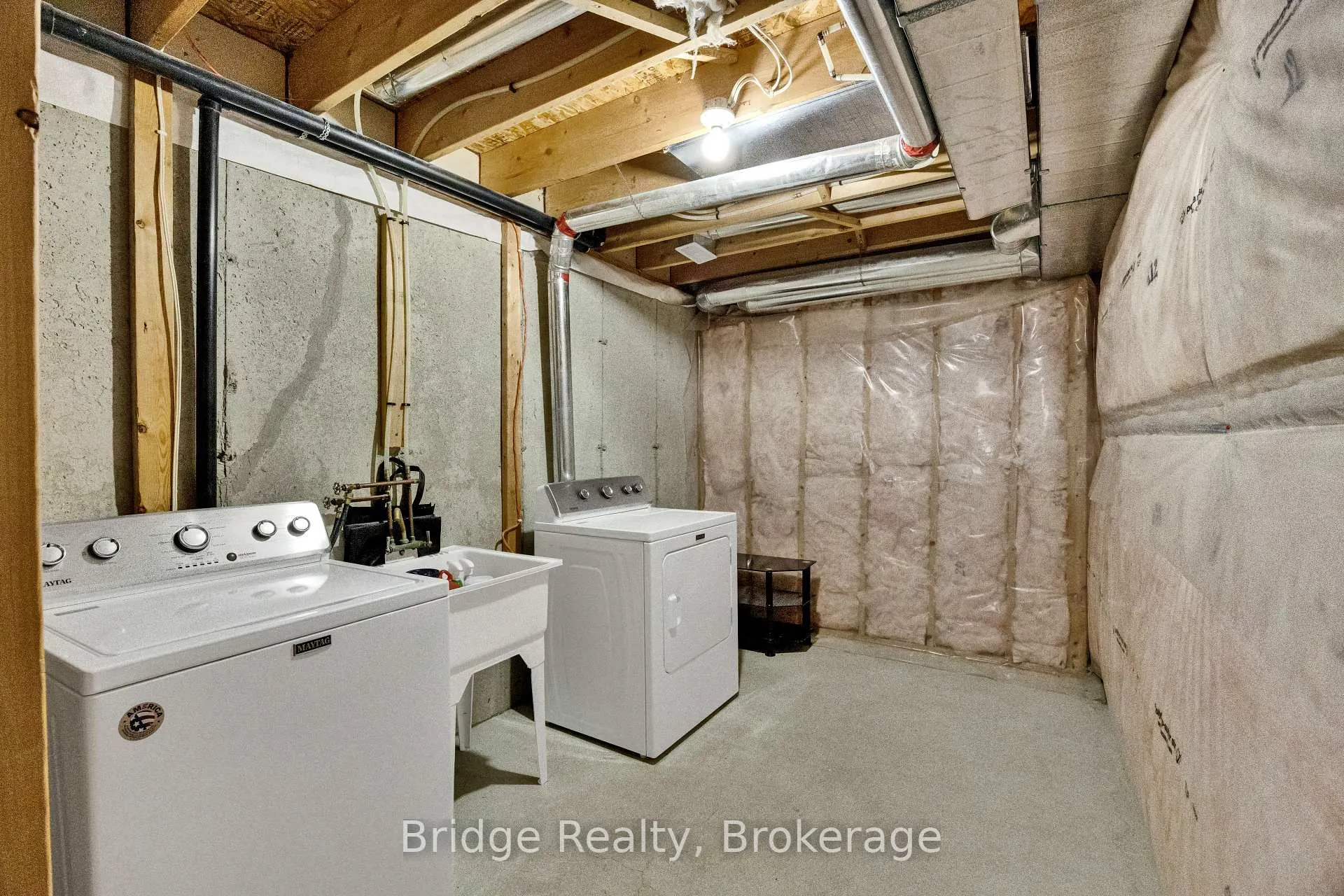 Photo 32 of Unit 10, 1016 Oakcrossing Gate, London, North M — HOMEH