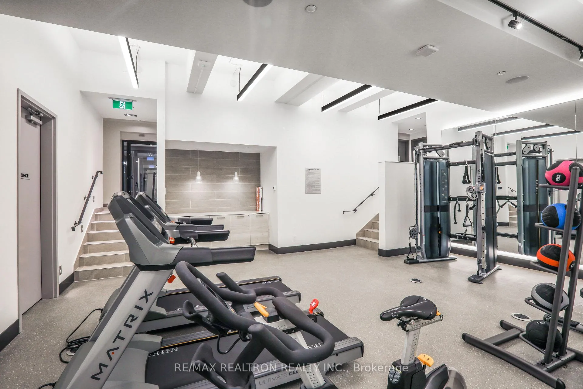 Photo 28 of Unit 208, 2 Clarendon Avenue, Toronto, Casa Loma — HOMEH