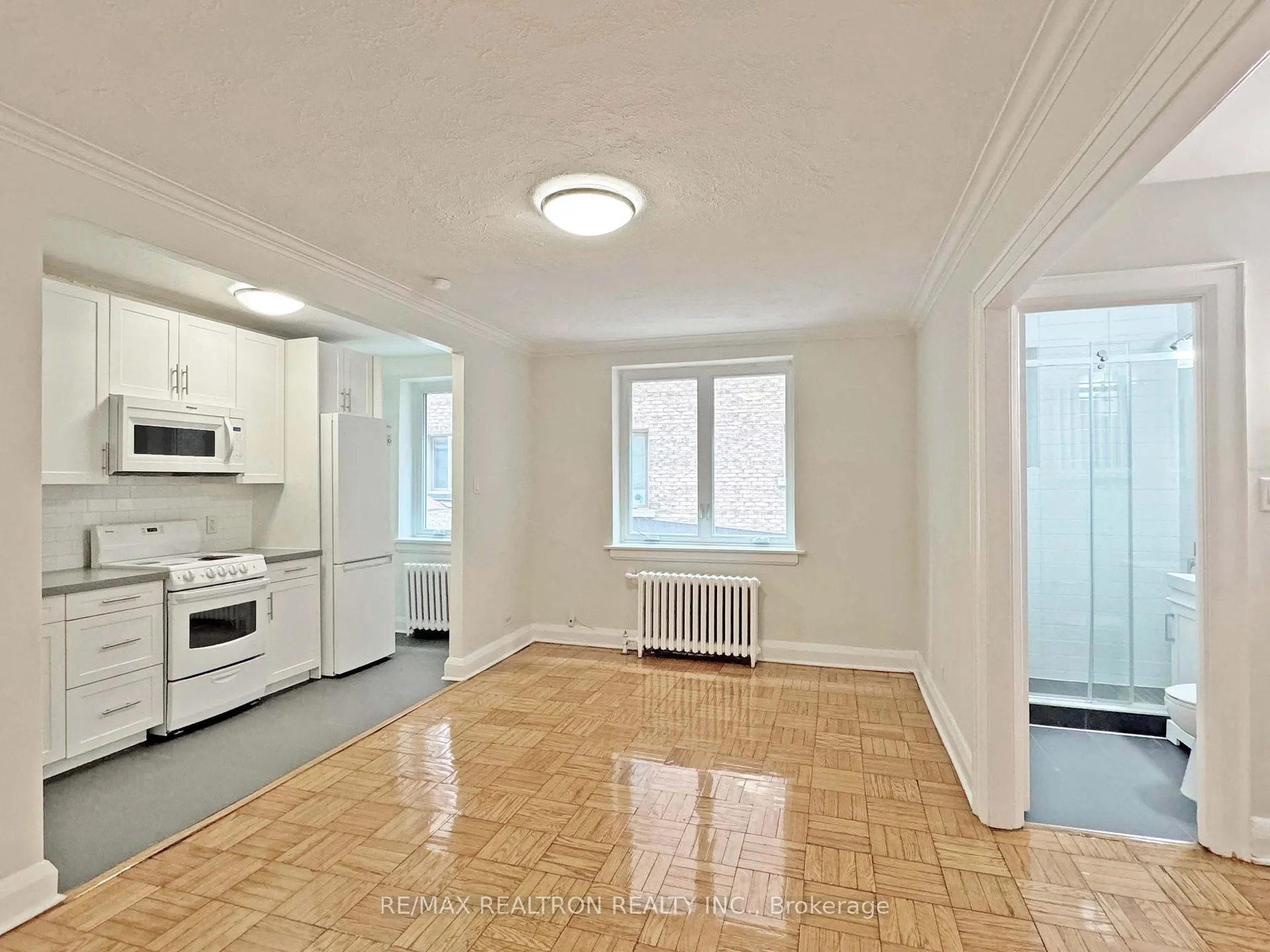 Photo 2 of Unit 415, 396 Avenue Road, Toronto, Casa Loma — HOMEH