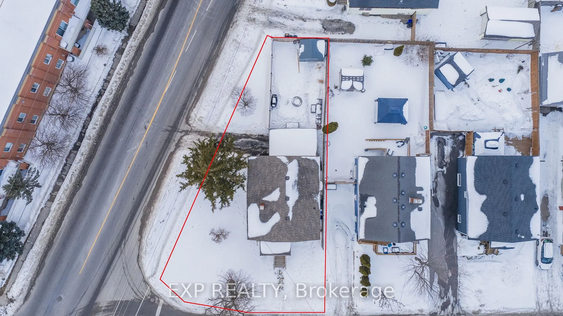 Photo 17 of 89 Neff Street, Port Colborne, Main Street — HOMEH