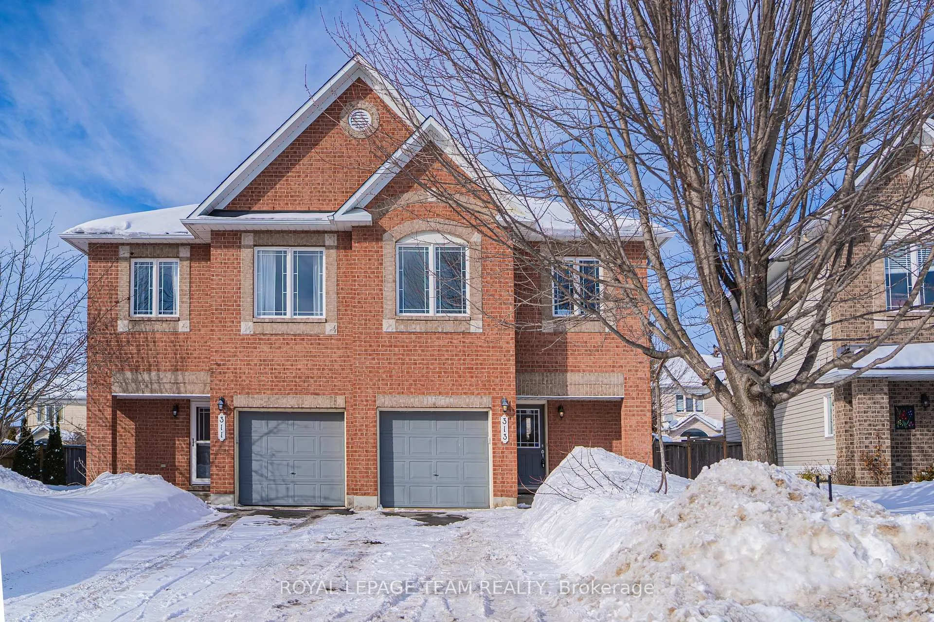 Photo 2 of 313 Bryarton Street, Ottawa, Chapel Hill — HOMEH