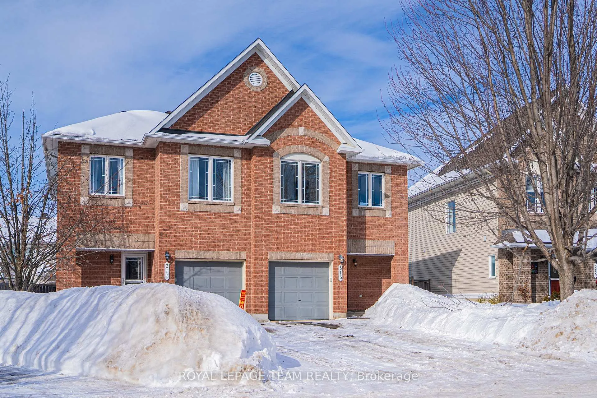 Photo 3 of 313 Bryarton Street, Ottawa, Chapel Hill — HOMEH