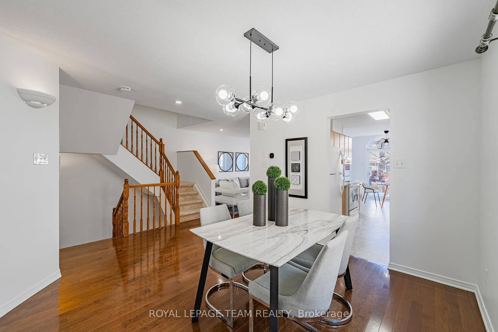 Photo 5 of 313 Bryarton Street, Ottawa, Chapel Hill — HOMEH