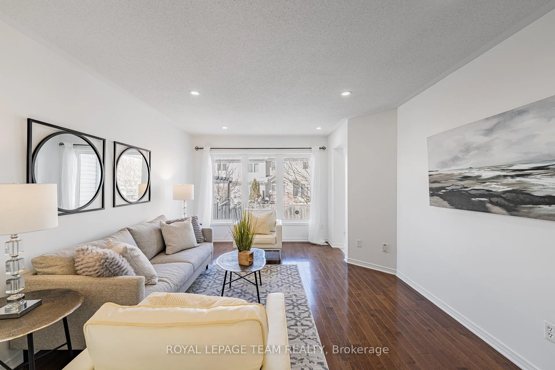 Photo 9 of 313 Bryarton Street, Ottawa, Chapel Hill — HOMEH