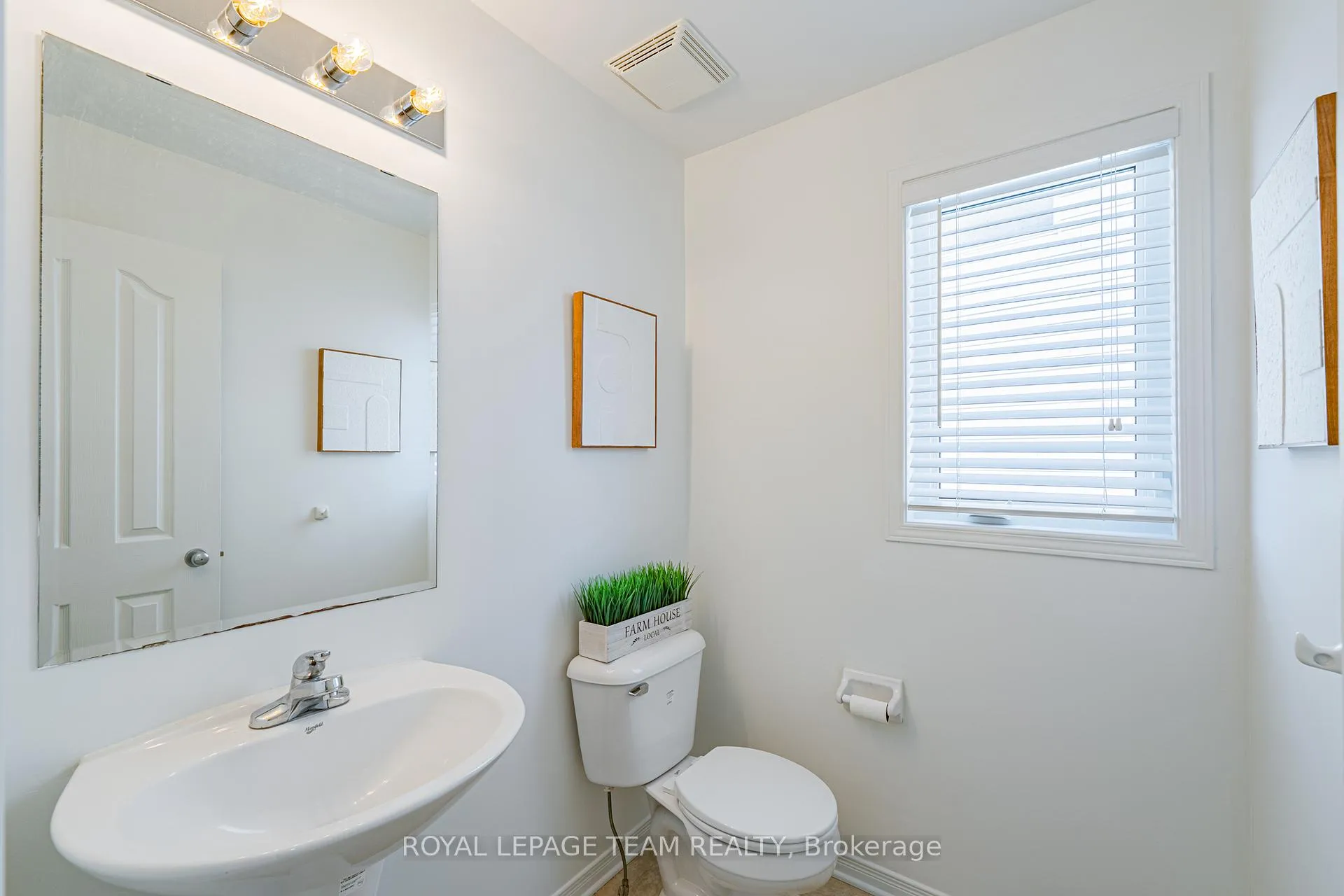 Photo 24 of 313 Bryarton Street, Ottawa, Chapel Hill — HOMEH