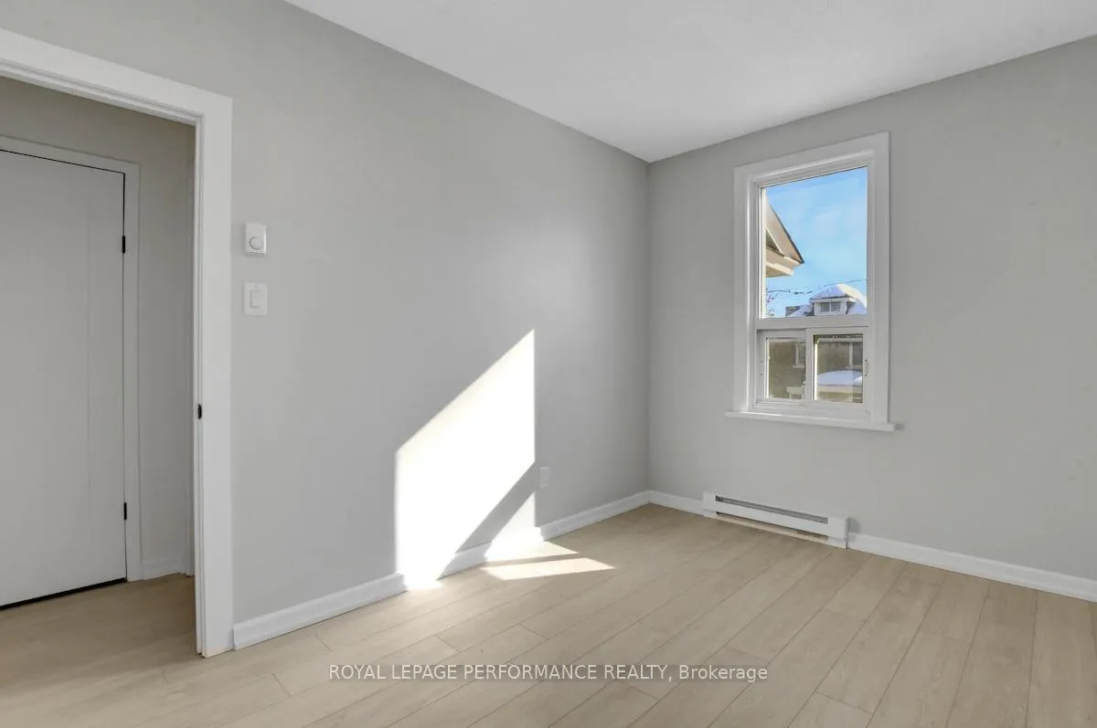 Photo 9 of Unit 2, 9 Larch Street, Ottawa, West Centre Town — HOMEH