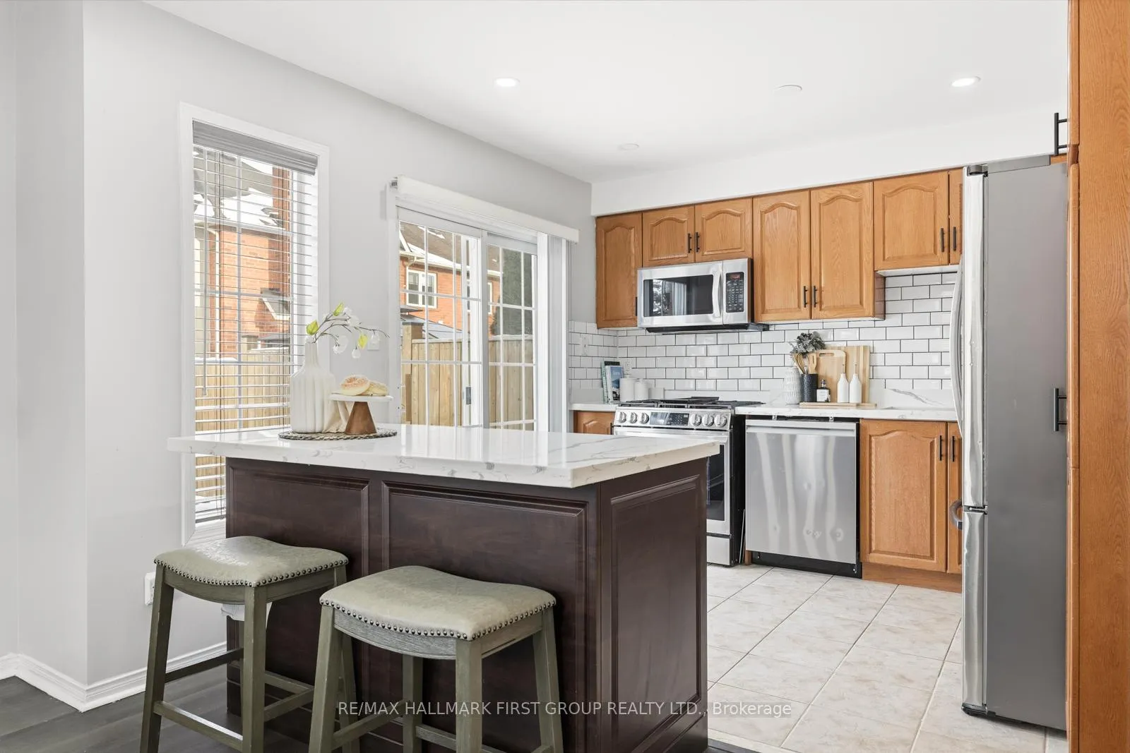 Photo 8 of 52 Playfair Road, Whitby, Downtown Whitby — HOMEH