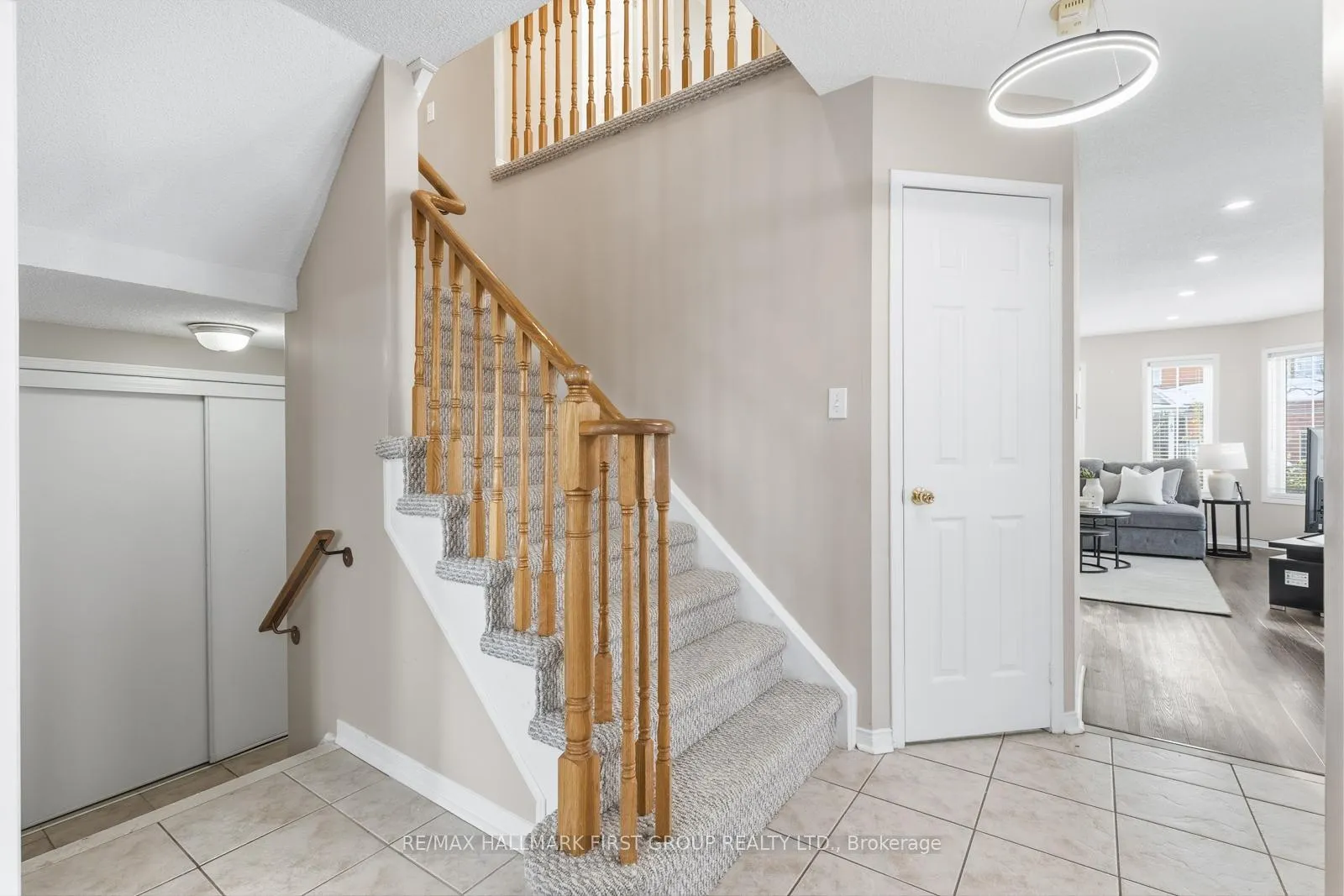 Photo 11 of 52 Playfair Road, Whitby, Downtown Whitby — HOMEH