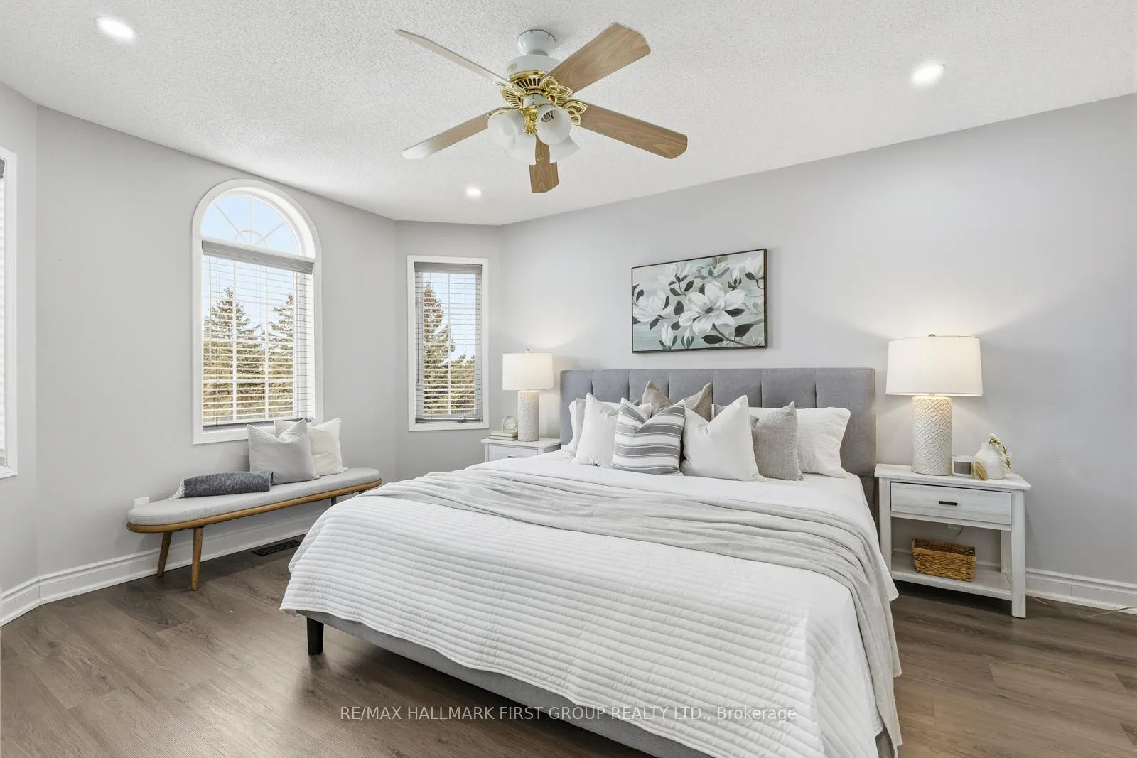 Photo 13 of 52 Playfair Road, Whitby, Downtown Whitby — HOMEH