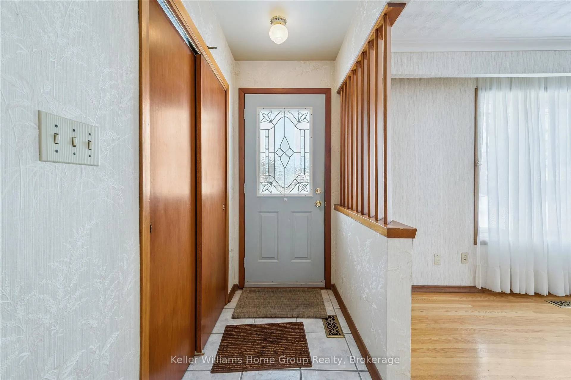 Photo 6 of 5 Westoby Place, Guelph, St. George's — HOMEH