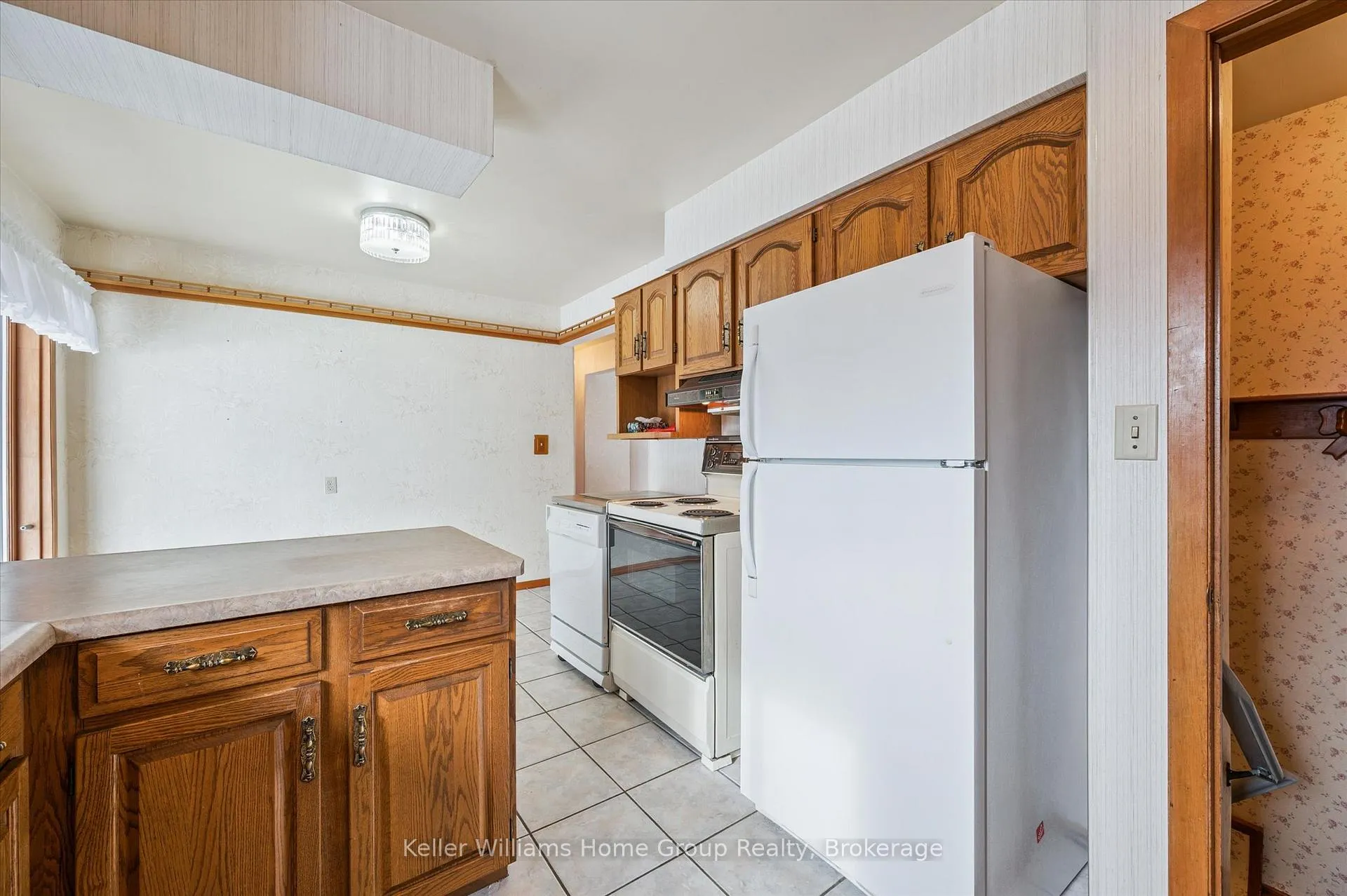 Photo 13 of 5 Westoby Place, Guelph, St. George's — HOMEH