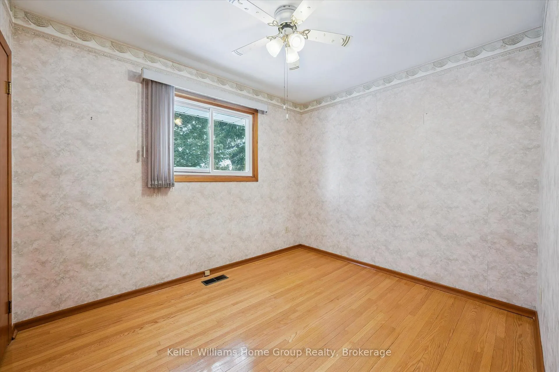 Photo 18 of 5 Westoby Place, Guelph, St. George's — HOMEH