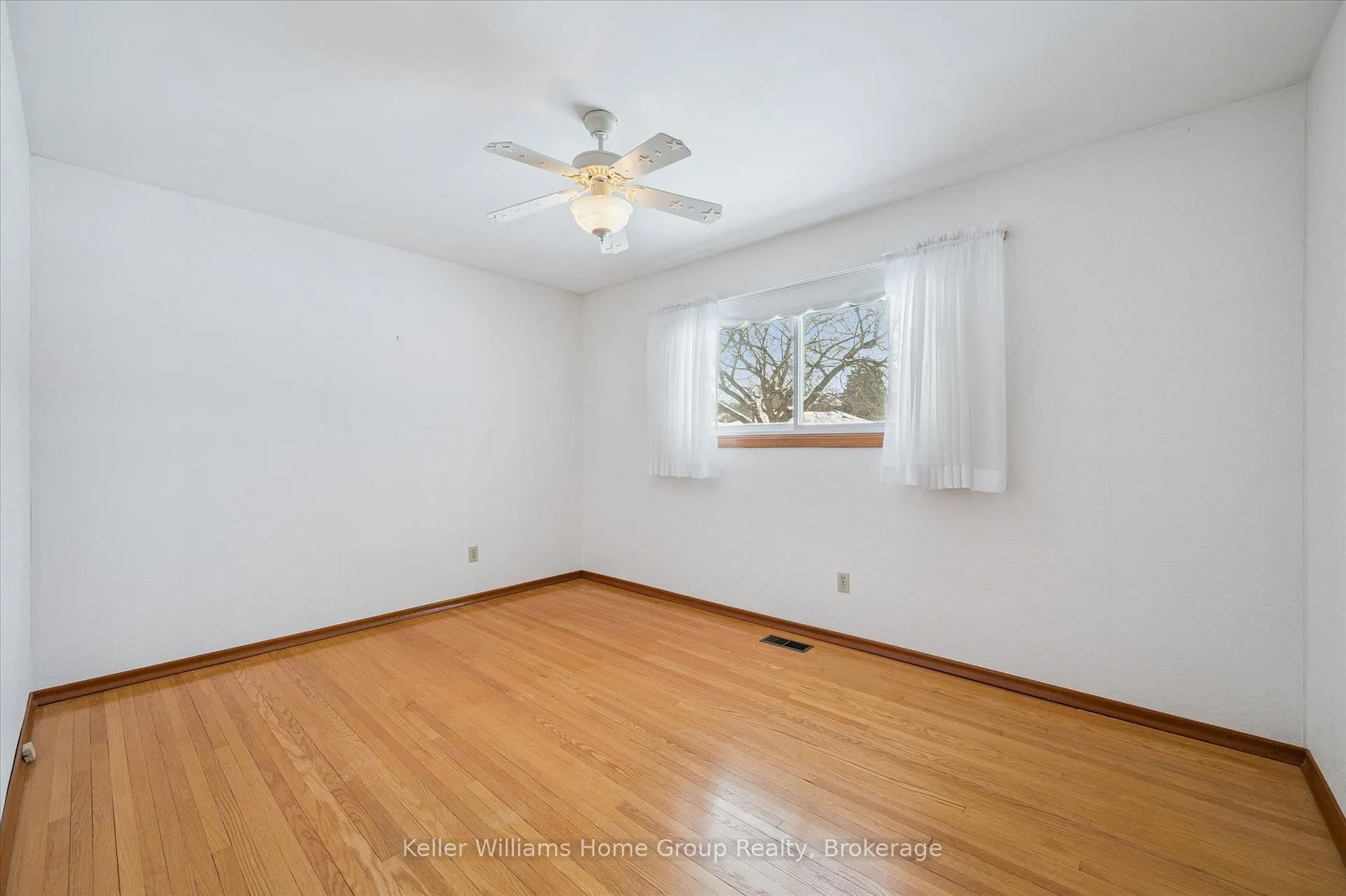 Photo 20 of 5 Westoby Place, Guelph, St. George's — HOMEH