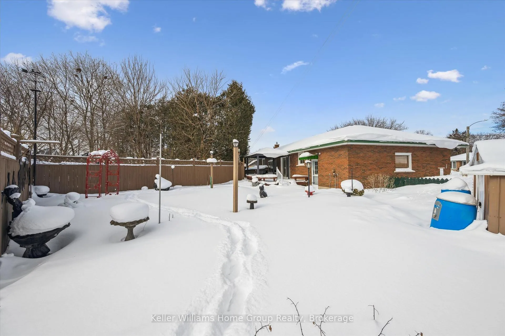 Photo 36 of 5 Westoby Place, Guelph, St. George's — HOMEH