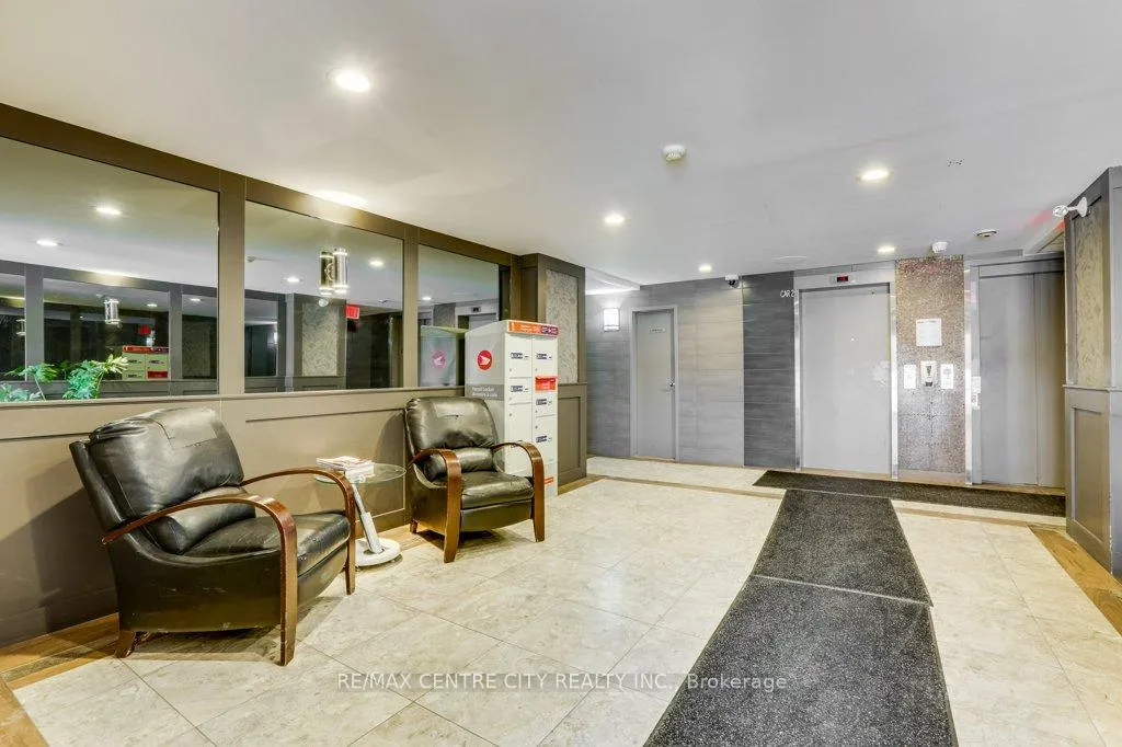 Photo 4 of Unit 410, 650 Cheapside Street, London, East C — HOMEH