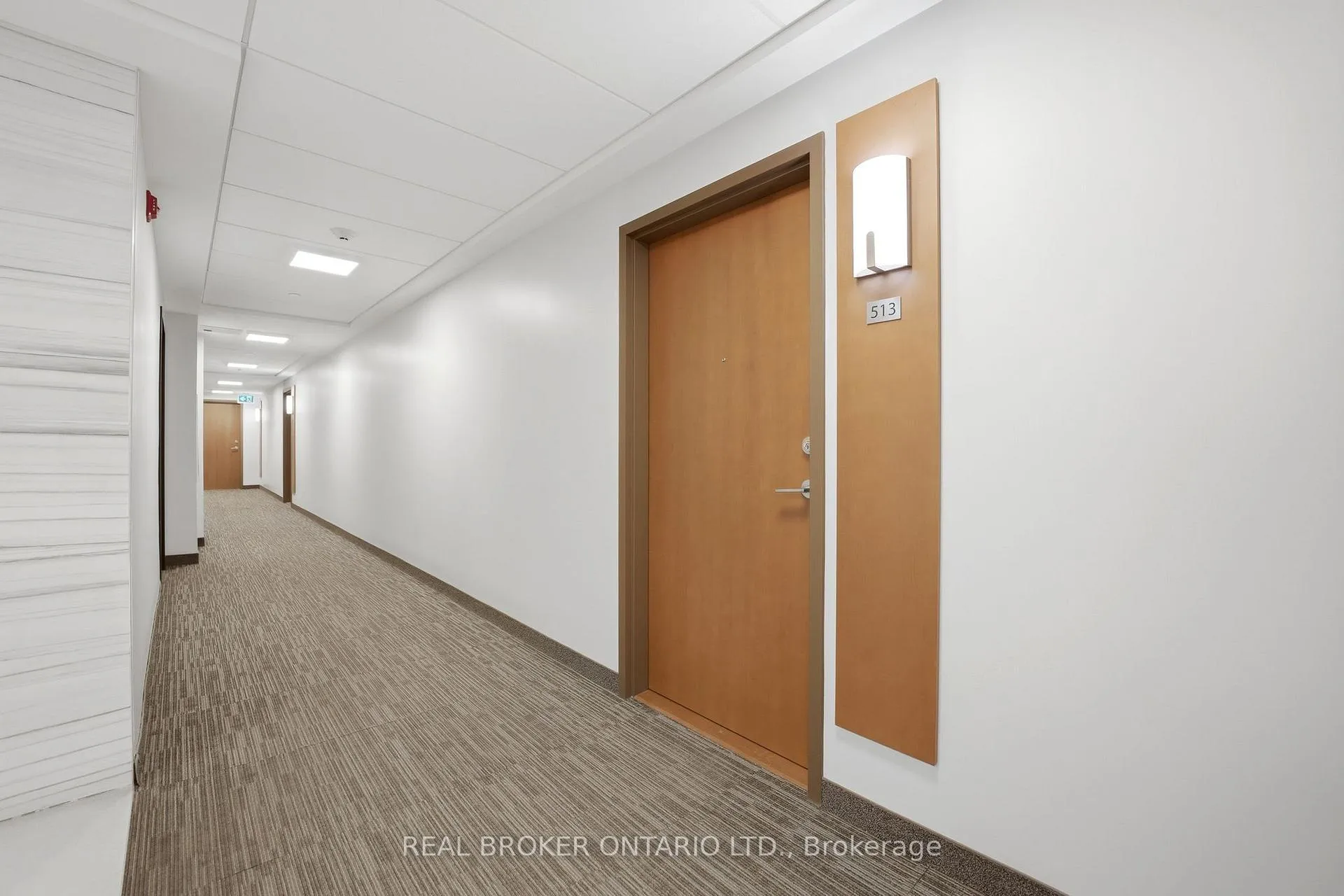 Photo 3 of Unit 513, 320 Plains Road E, Burlington, LaSalle — HOMEH