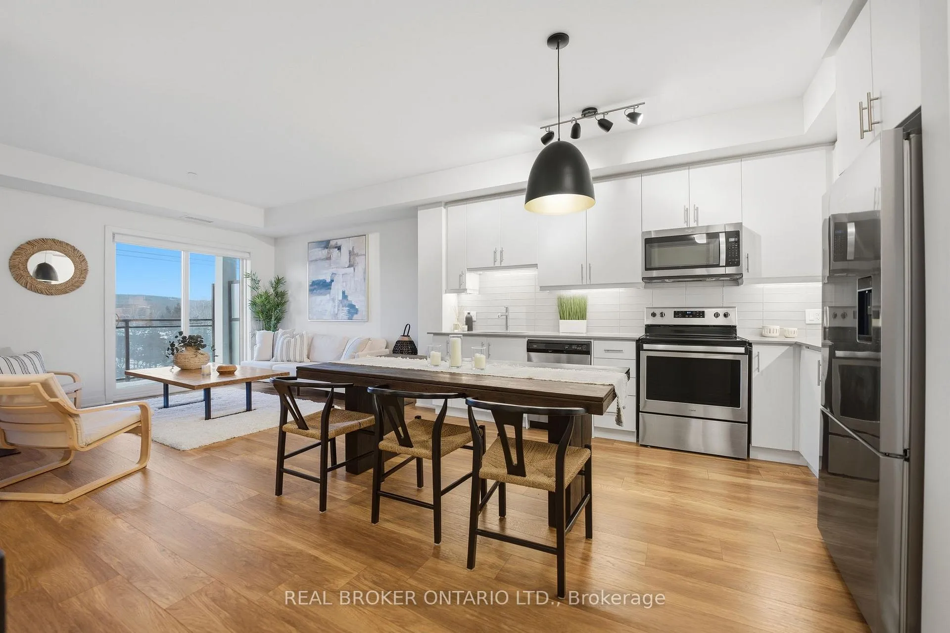 Photo 7 of Unit 513, 320 Plains Road E, Burlington, LaSalle — HOMEH
