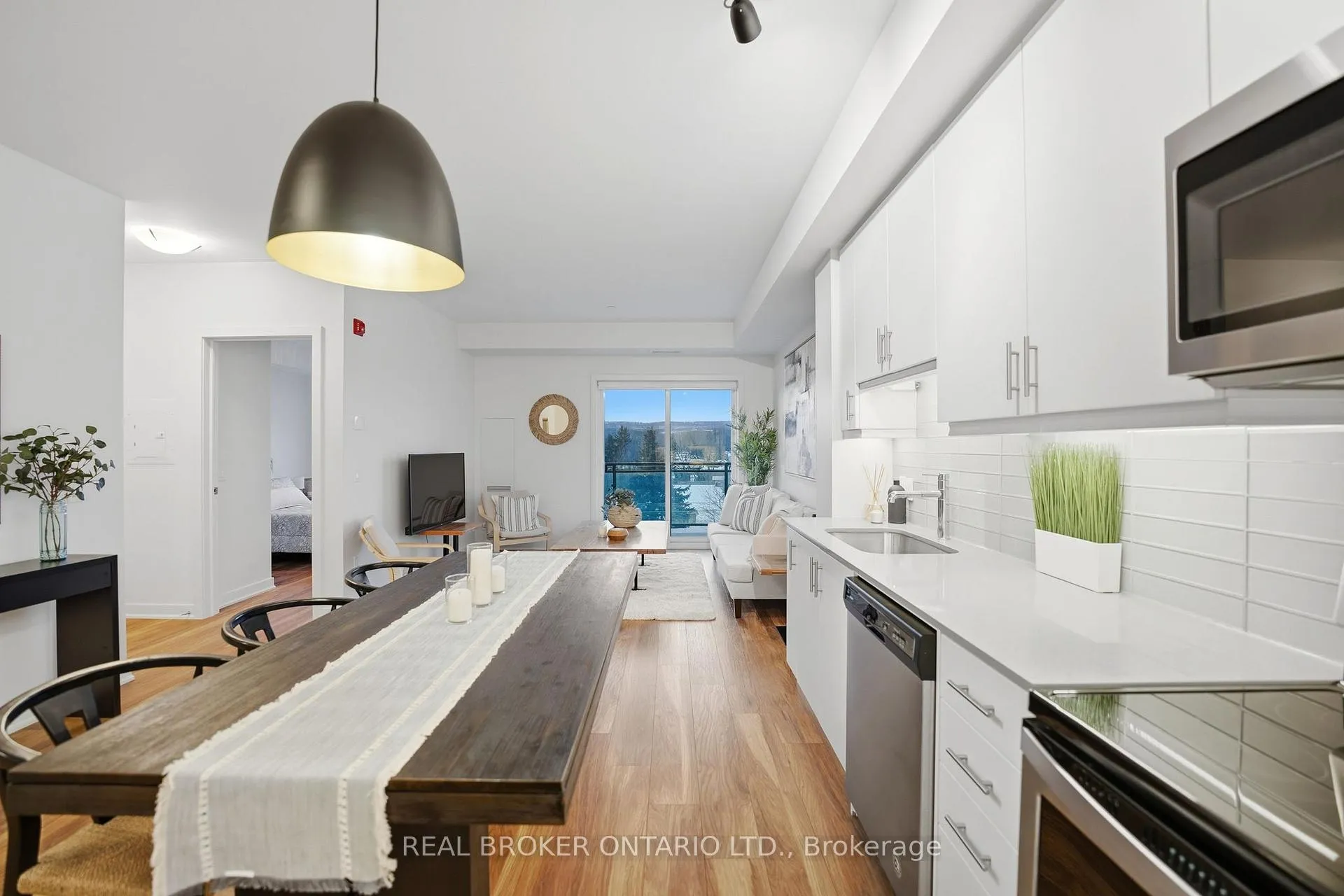 Photo 15 of Unit 513, 320 Plains Road E, Burlington, LaSalle — HOMEH