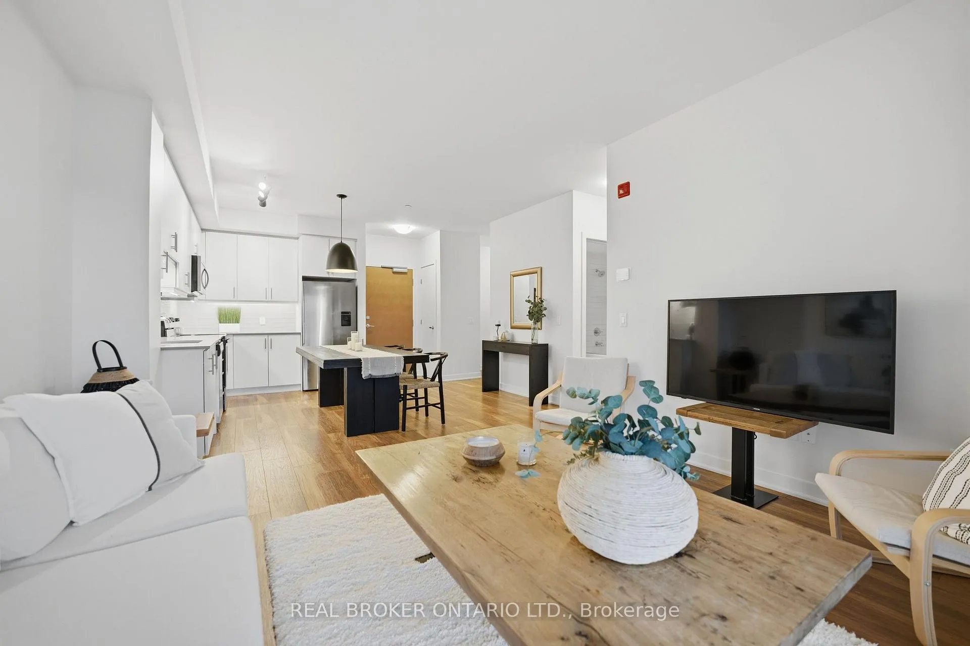 Photo 20 of Unit 513, 320 Plains Road E, Burlington, LaSalle — HOMEH