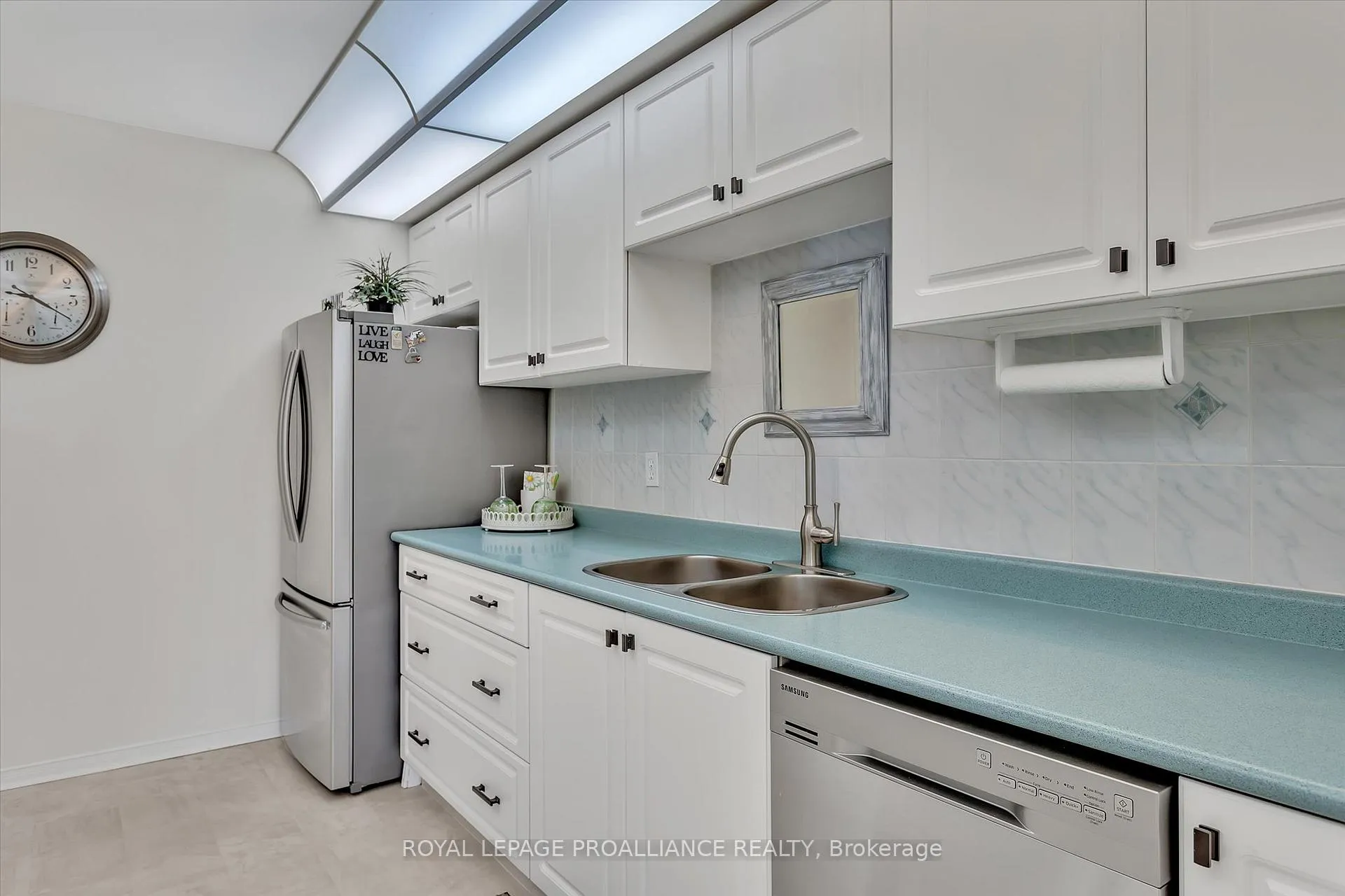 Photo 15 of 1269 Eagle Crescent, Peterborough, Monaghan Ward 2 — HOMEH