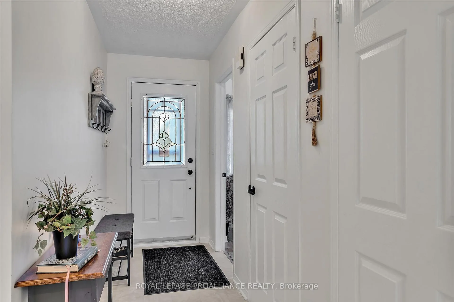 Photo 28 of 1269 Eagle Crescent, Peterborough, Monaghan Ward 2 — HOMEH