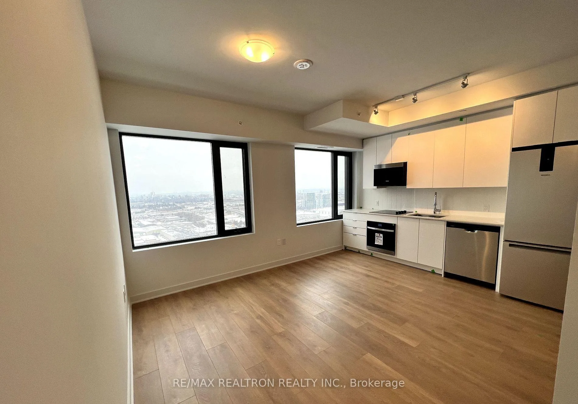 Photo 7 of Unit 2607, 2920 Highway 7 Road, Vaughan, Concord — HOMEH