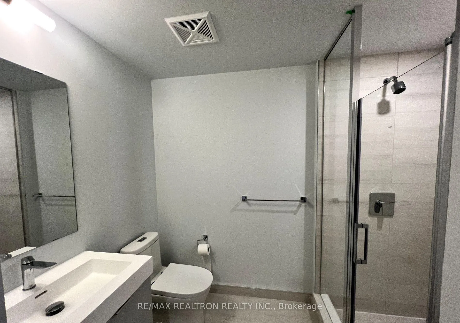Photo 8 of Unit 2607, 2920 Highway 7 Road, Vaughan, Concord — HOMEH