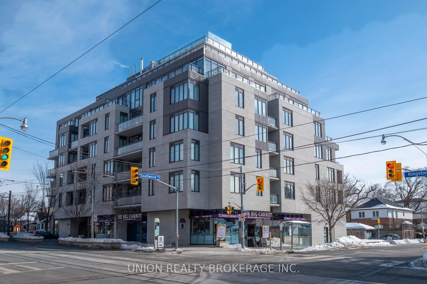 Photo 2 of Unit 309, 665 Kingston Road, Toronto, The Beaches — HOMEH