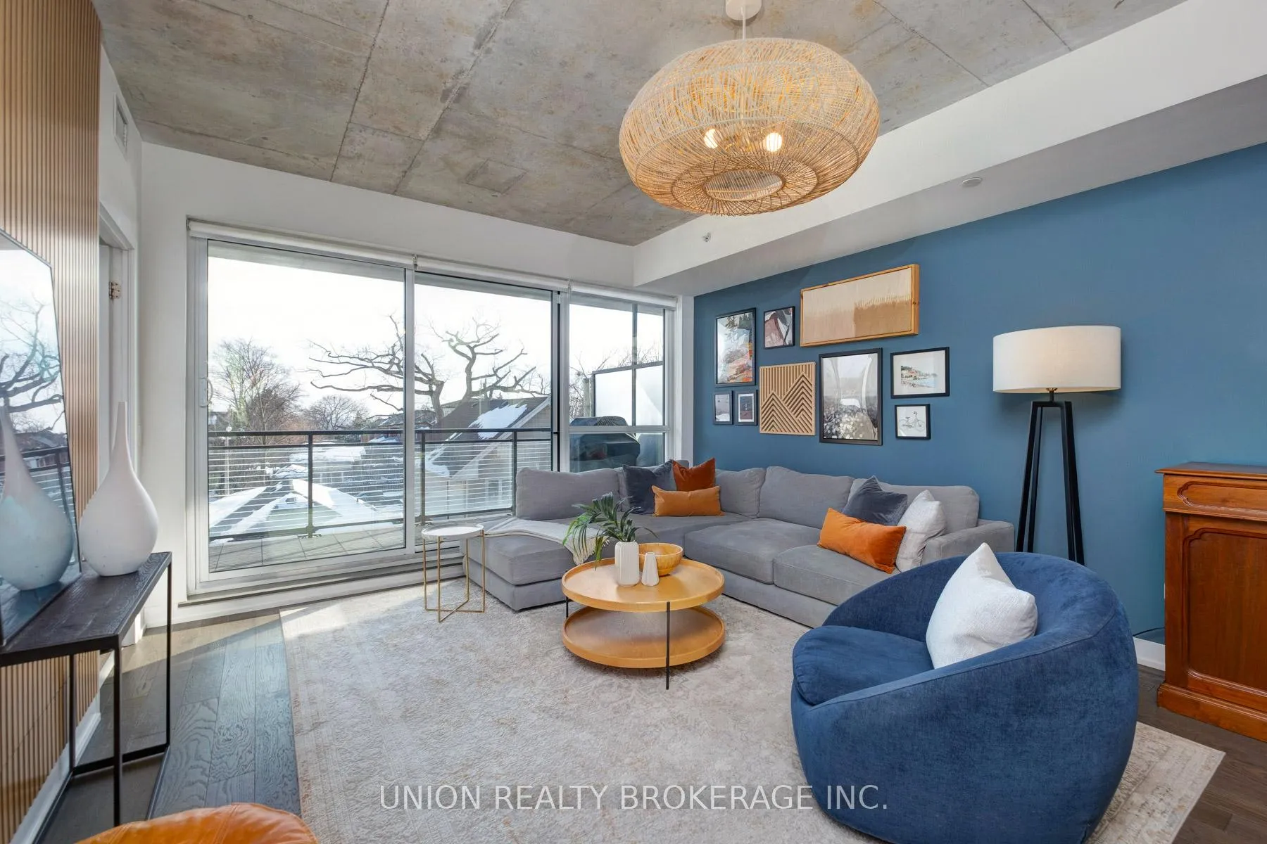 Photo 11 of Unit 309, 665 Kingston Road, Toronto, The Beaches — HOMEH