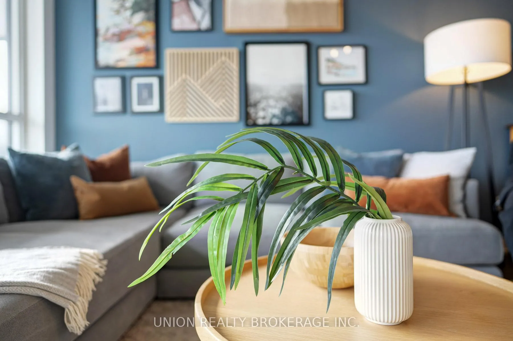 Photo 13 of Unit 309, 665 Kingston Road, Toronto, The Beaches — HOMEH