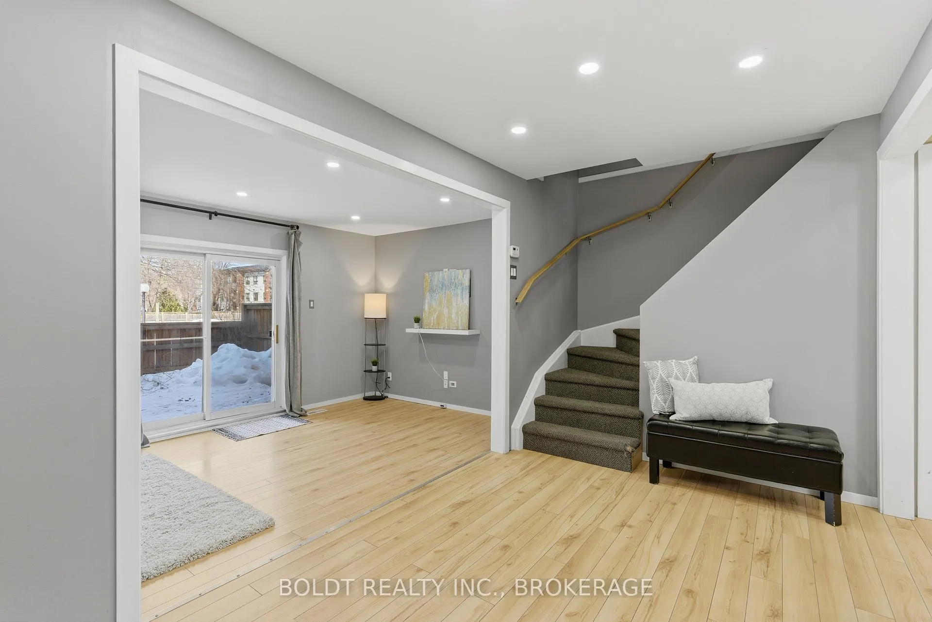 Photo 9 of Unit 2, 151 Linwell Road, St. Catharines, Lakeport — HOMEH
