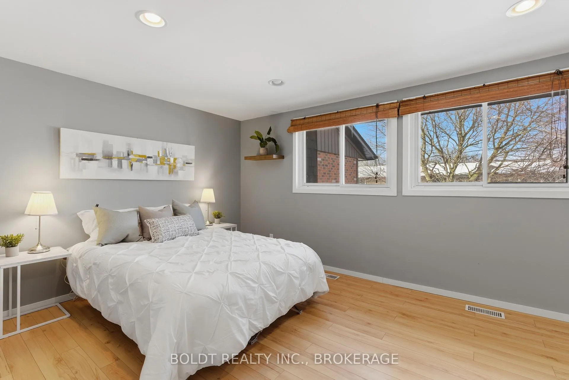 Photo 20 of Unit 2, 151 Linwell Road, St. Catharines, Lakeport — HOMEH