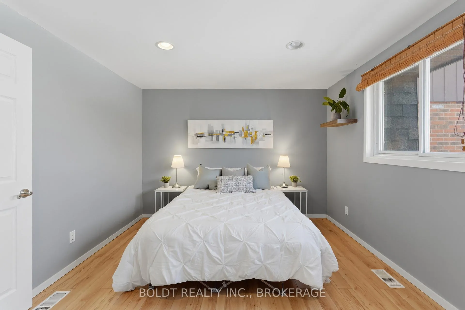 Photo 21 of Unit 2, 151 Linwell Road, St. Catharines, Lakeport — HOMEH