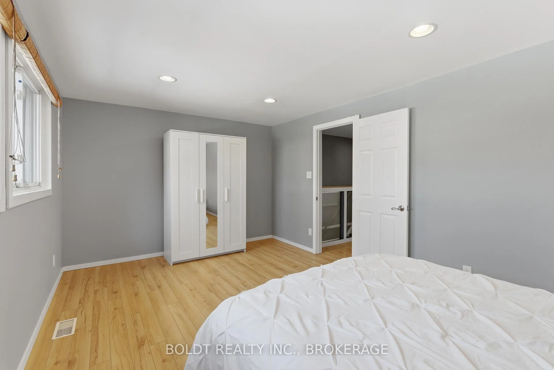 Photo 22 of Unit 2, 151 Linwell Road, St. Catharines, Lakeport — HOMEH
