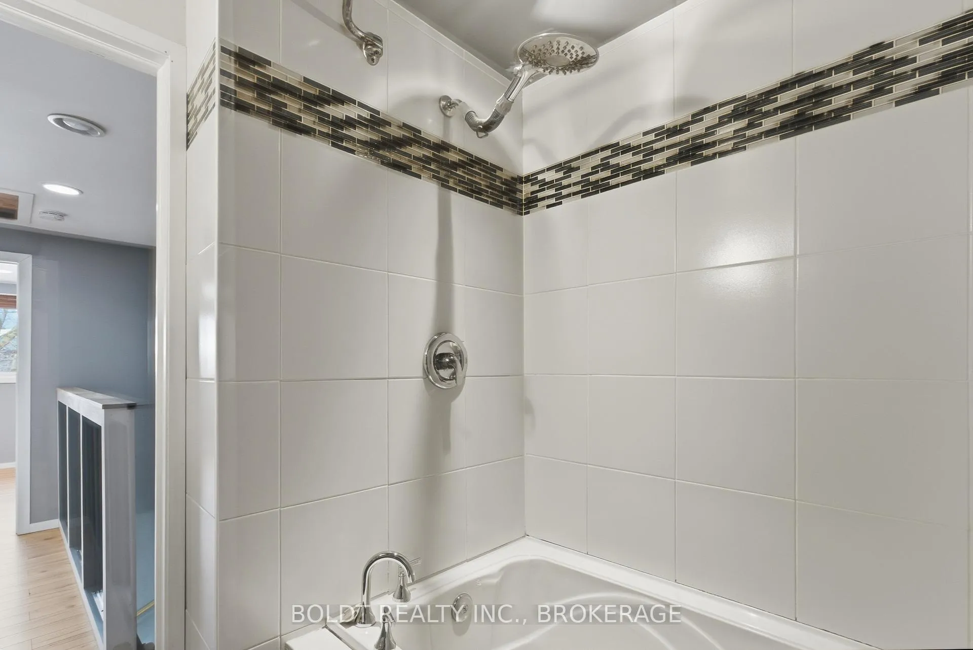 Photo 25 of Unit 2, 151 Linwell Road, St. Catharines, Lakeport — HOMEH