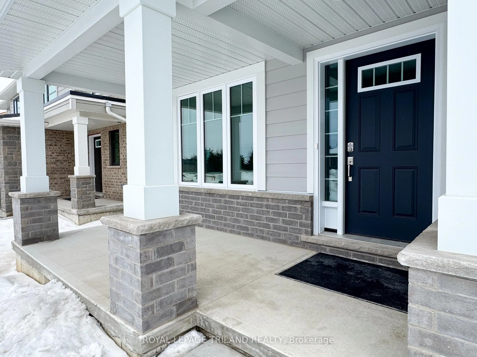 Photo 2 of 110 Styles Drive, St. Thomas — HOMEH