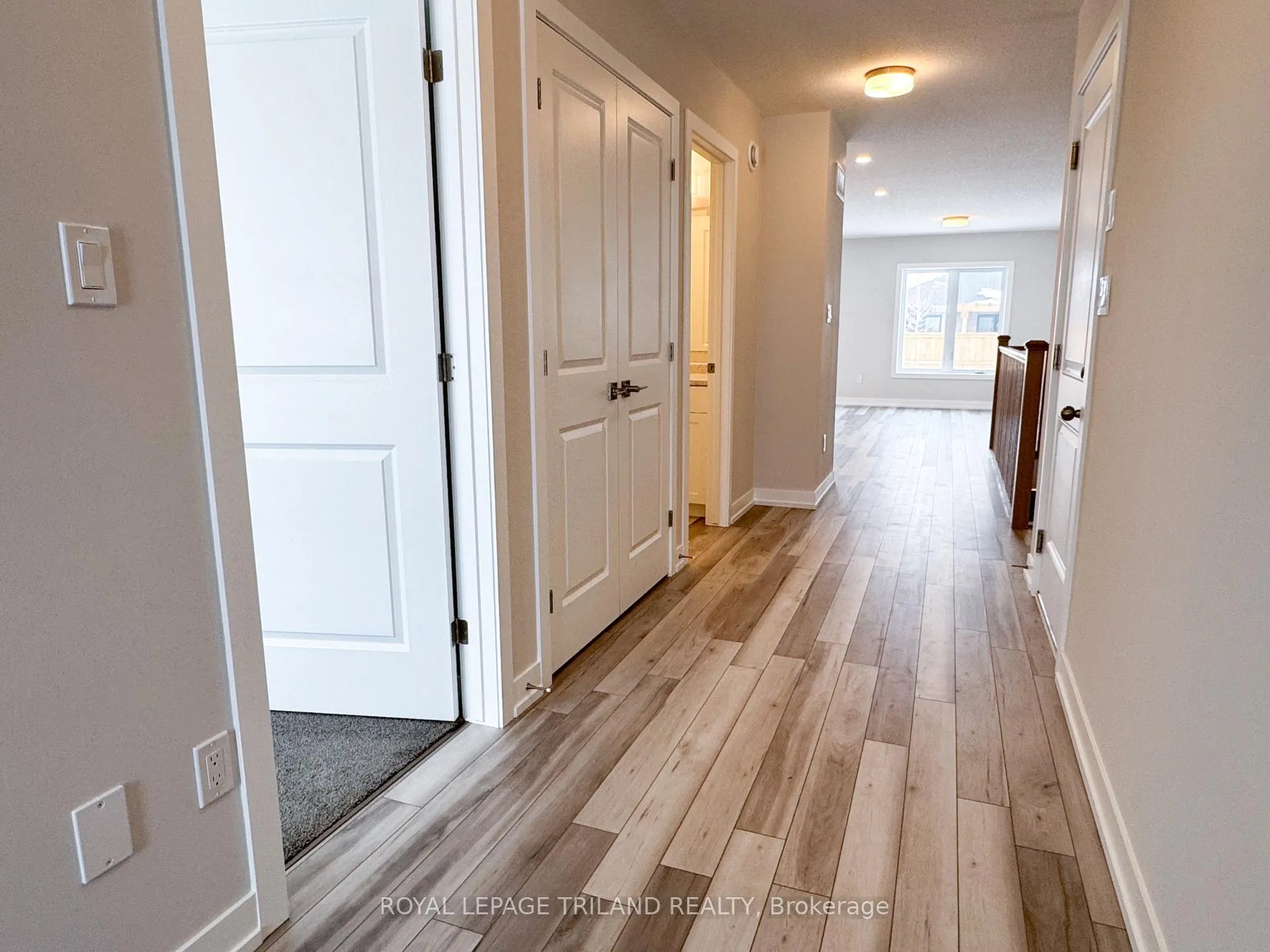 Photo 3 of 110 Styles Drive, St. Thomas — HOMEH