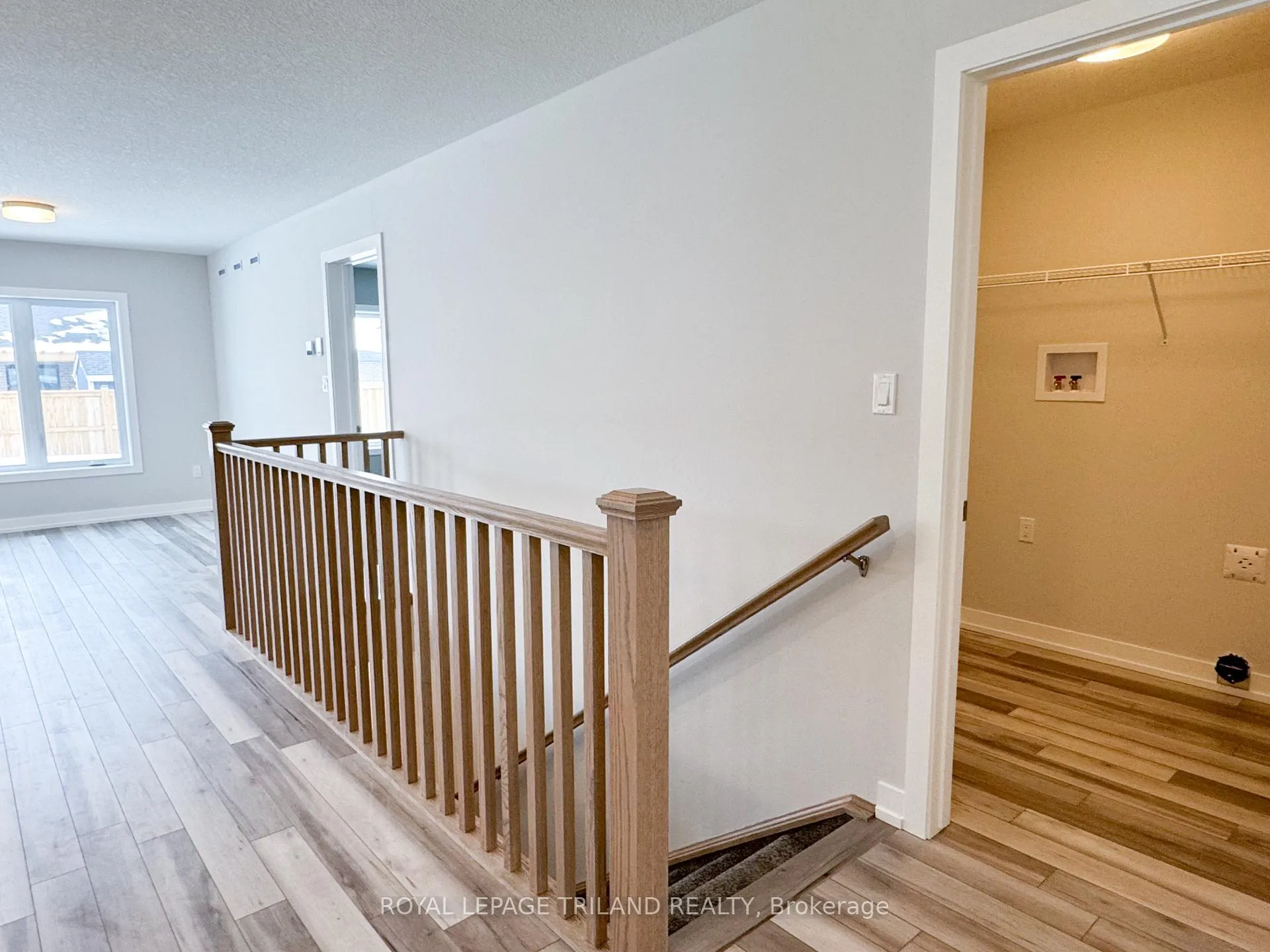 Photo 6 of 110 Styles Drive, St. Thomas — HOMEH