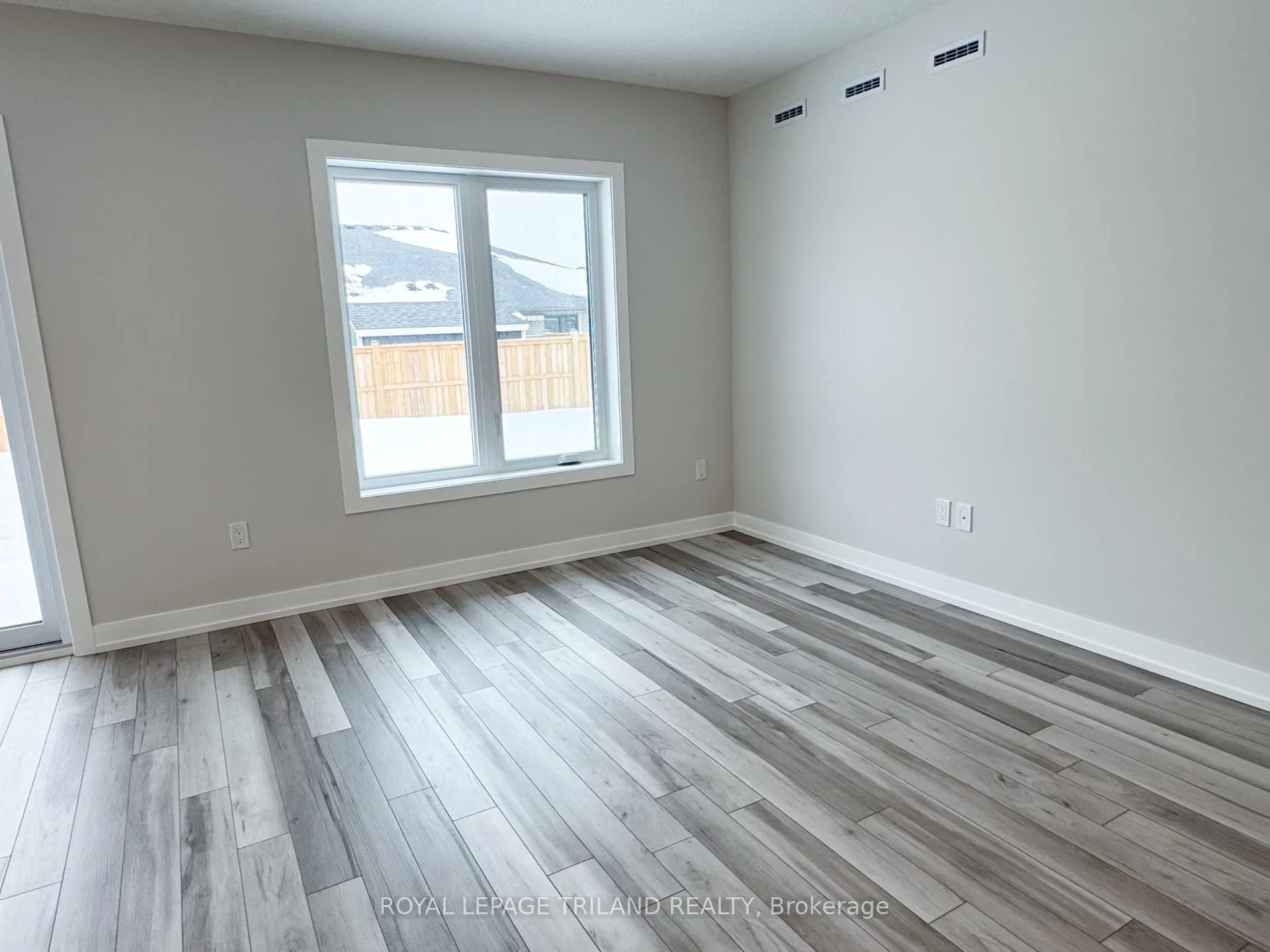Photo 17 of 110 Styles Drive, St. Thomas — HOMEH