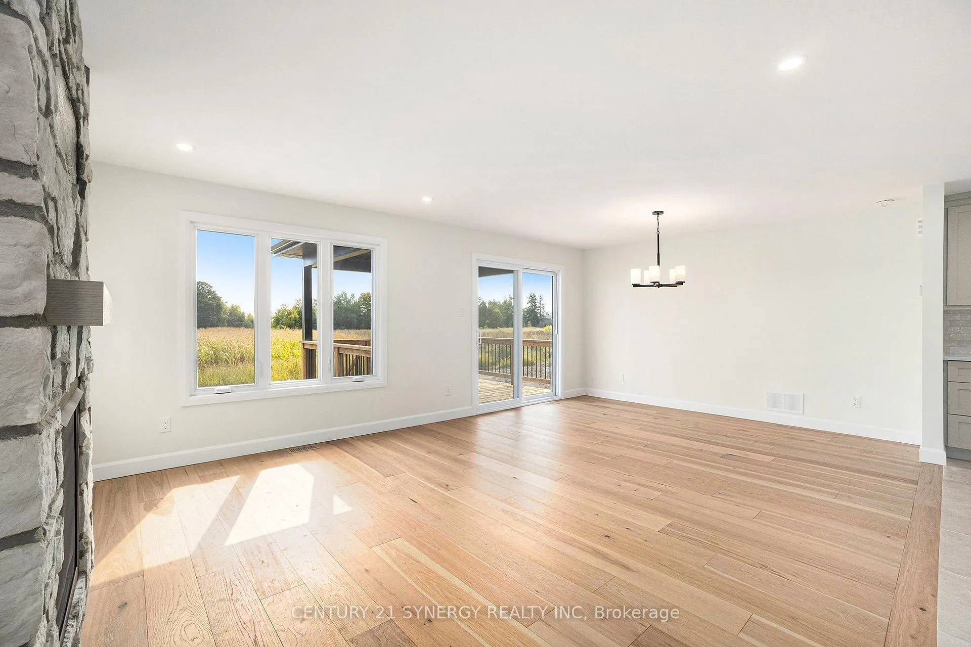 Photo 5 of 68 Helen Street, North Stormont, North Stormont (Finch) Twp — HOMEH