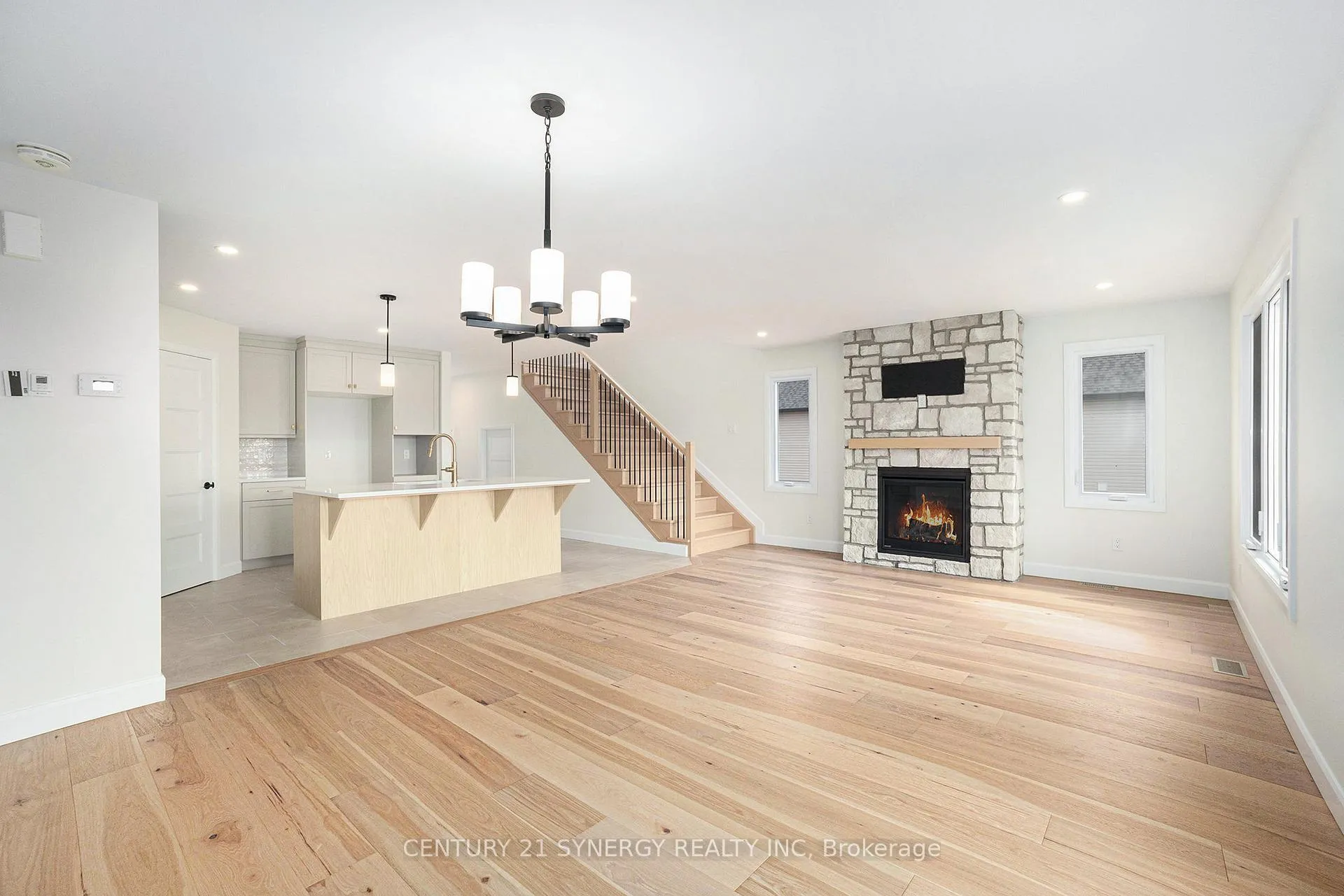 Photo 8 of 68 Helen Street, North Stormont, North Stormont (Finch) Twp — HOMEH